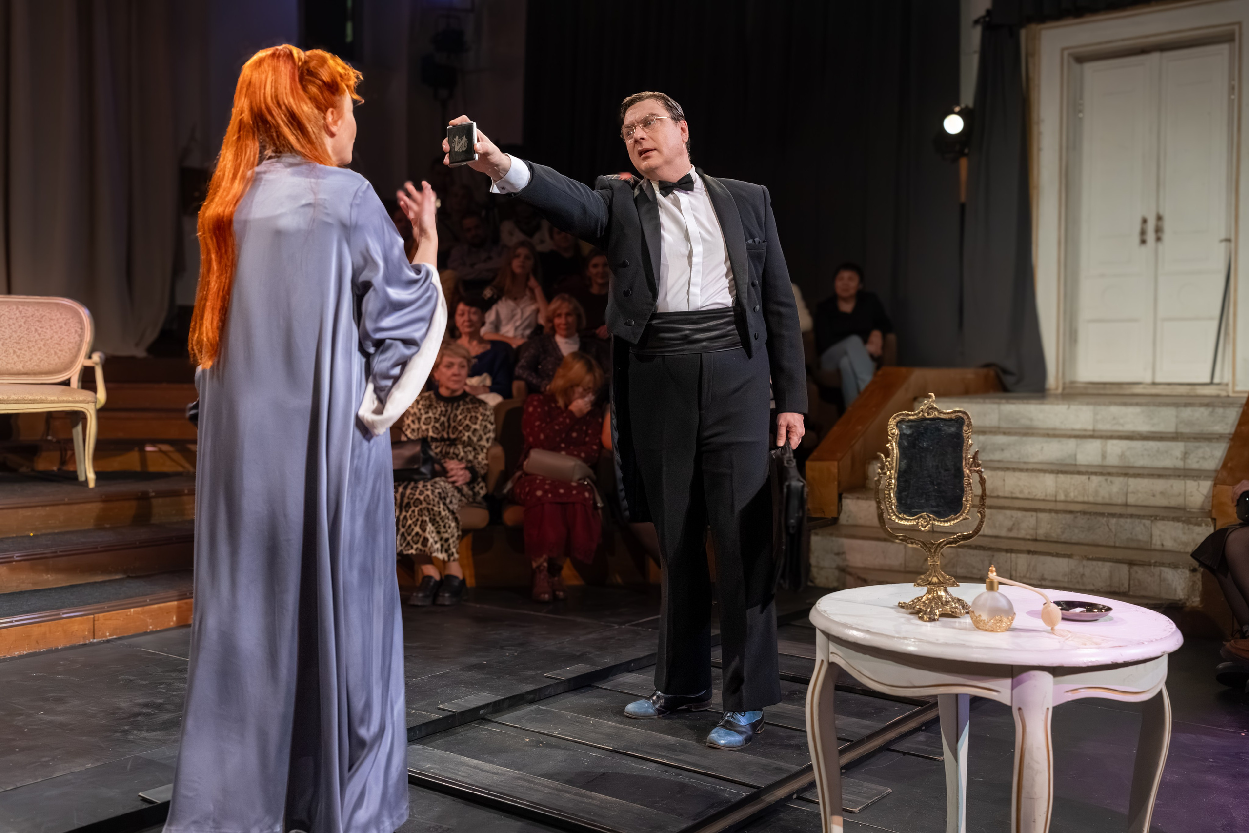 Театр Сфера: Гнездо перелётных птиц (100-й спекталь). Сайт фотографа Сергея Абрамова