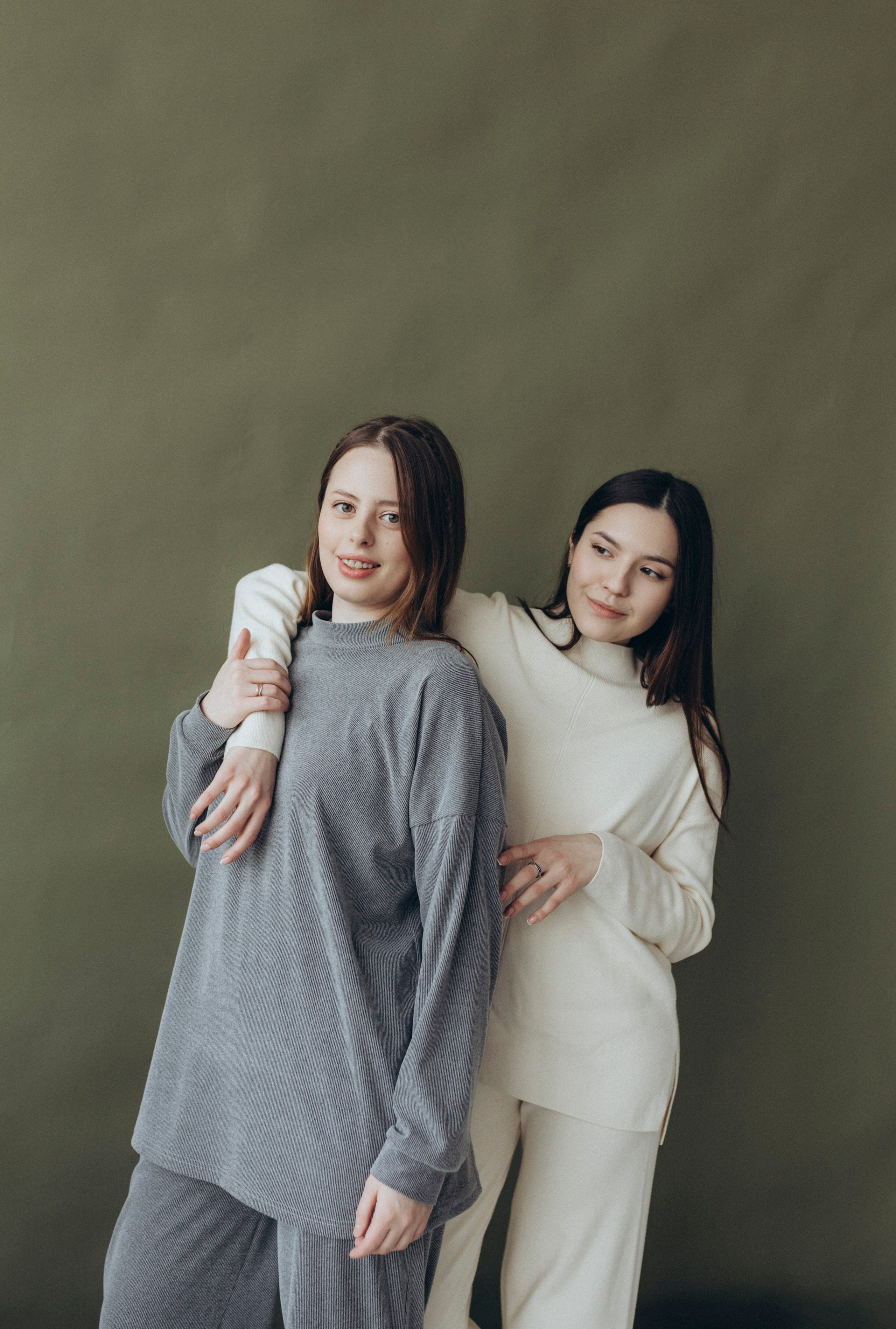 Лиза и Юля. Фотограф Кемерово Анастасия Ларионова