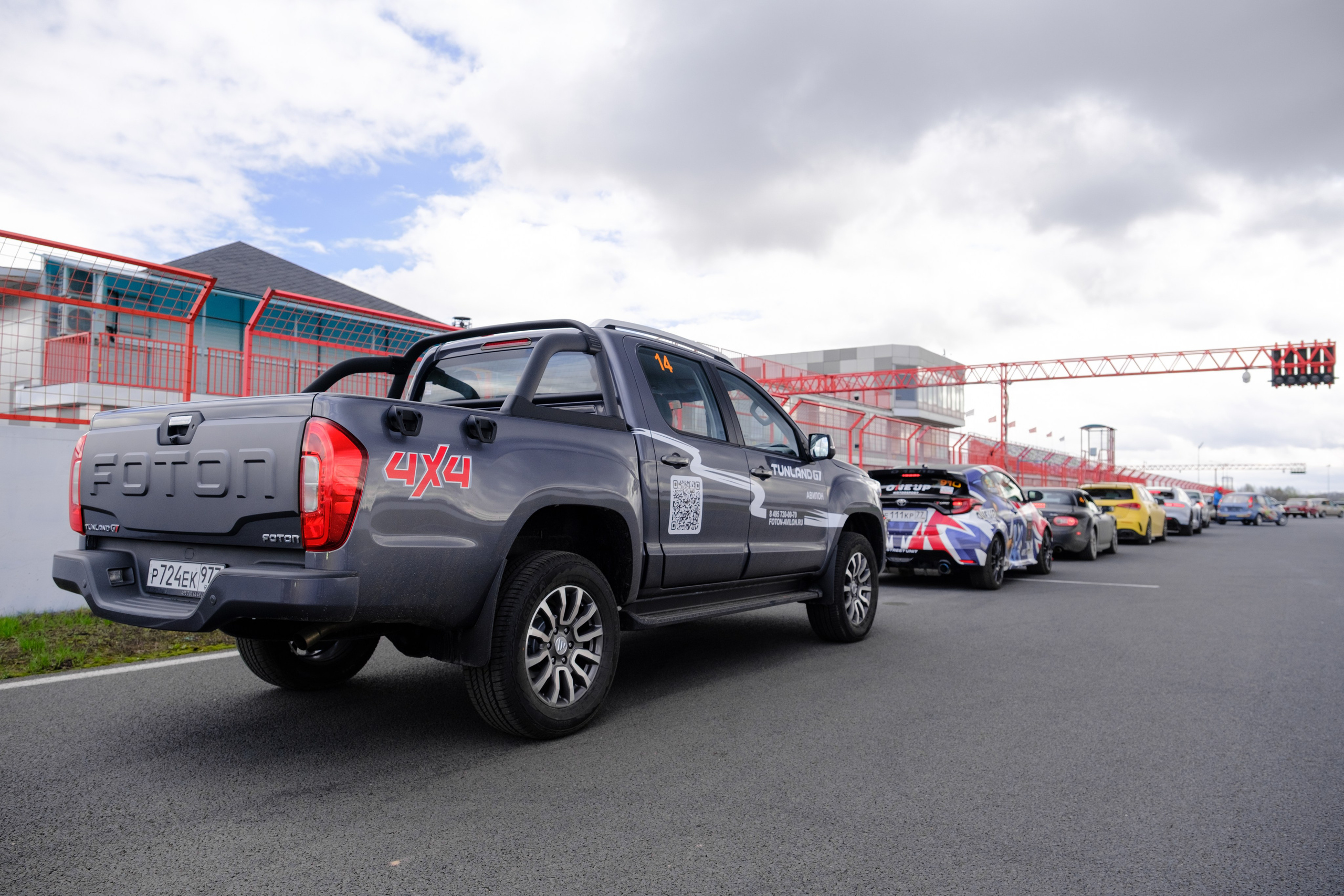 Съемка для бренда. Автоспортивный бренд фотограф в Москве — Виктория Логинова