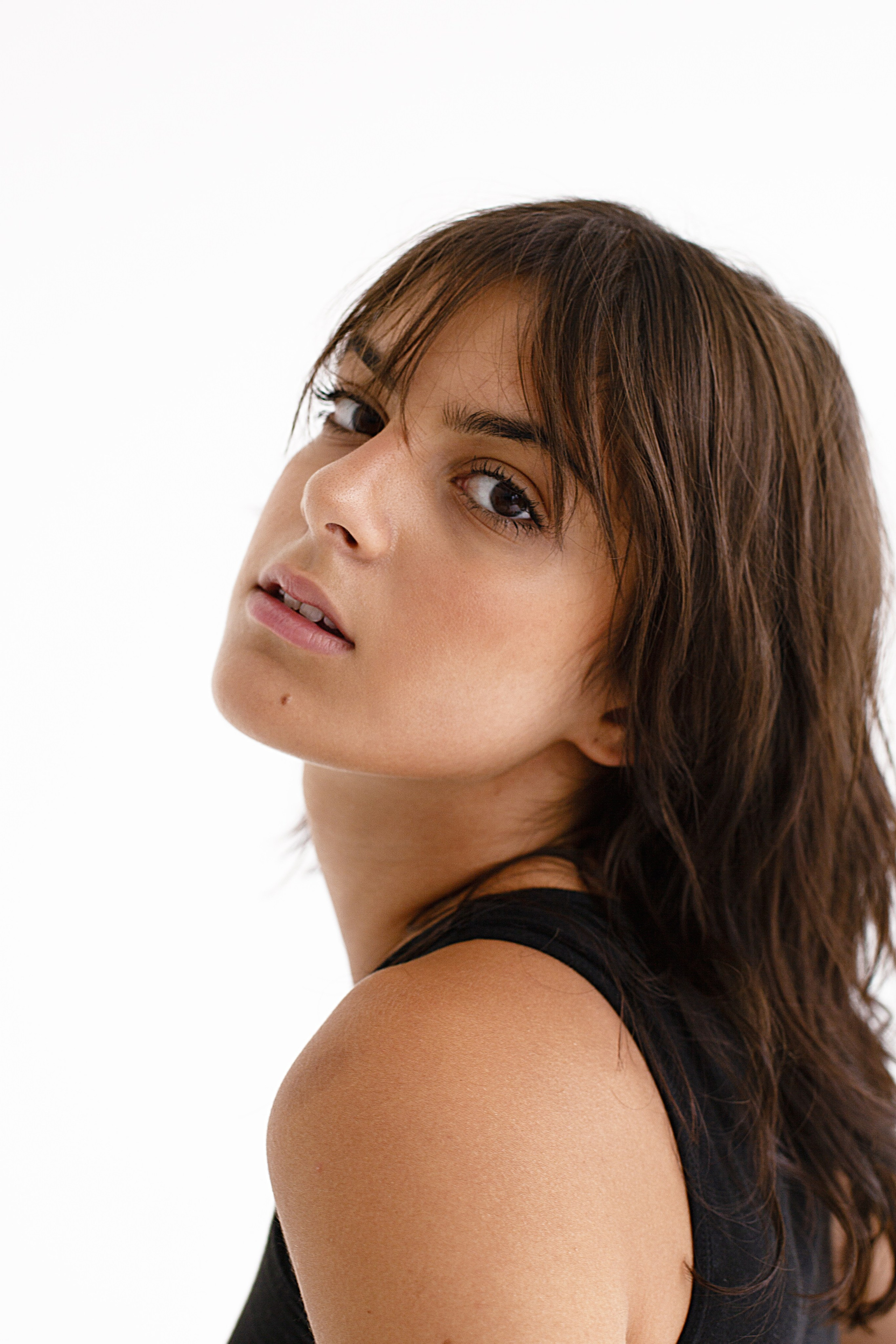 Nia. Alyona Pukhanova — photographer, stylist, 3d designer, artist — Tbilisi, Georgia