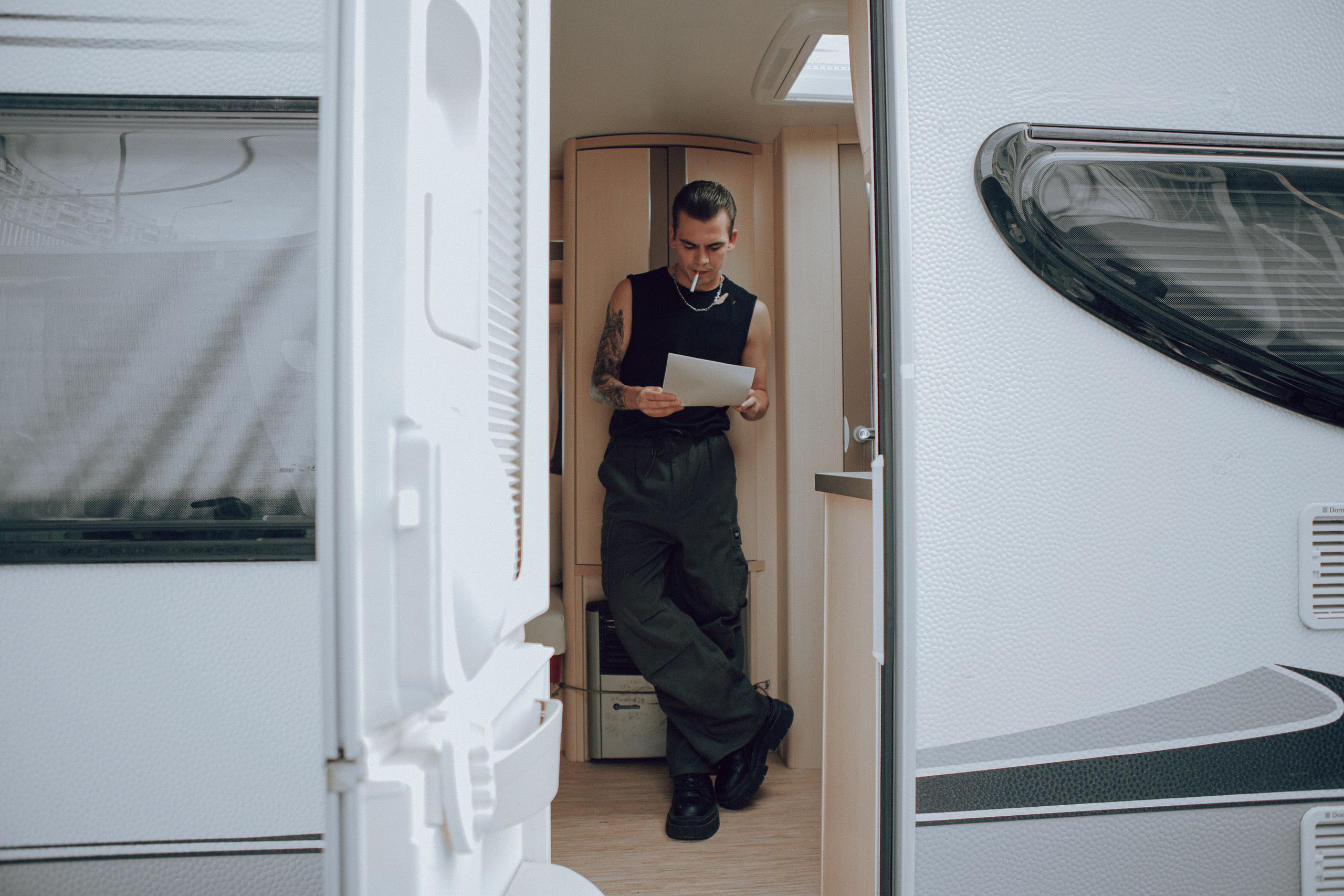 Саша против!