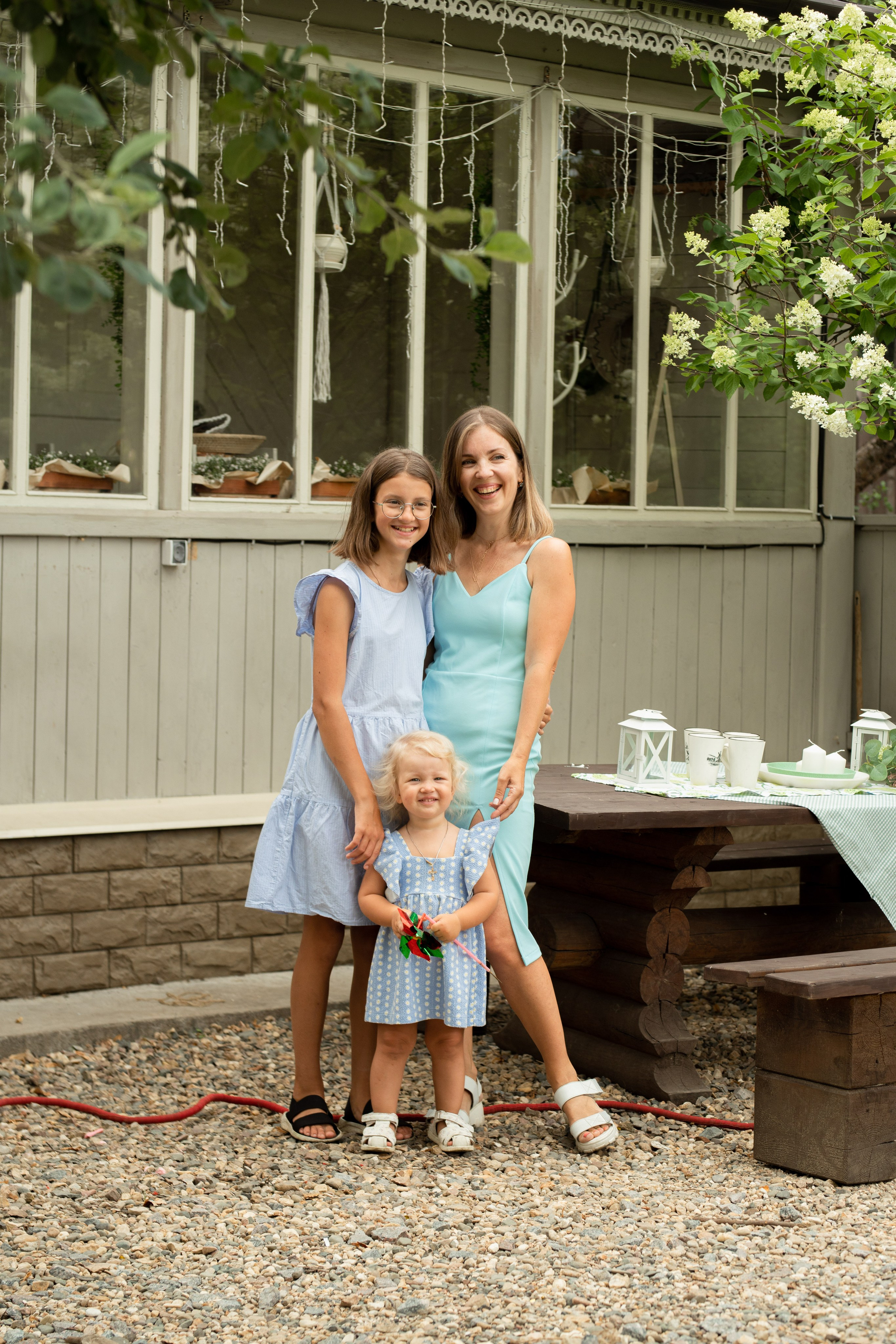 Семейная фотосессия на даче в Купавне. Фотограф в Железнодорожном и Балашихе