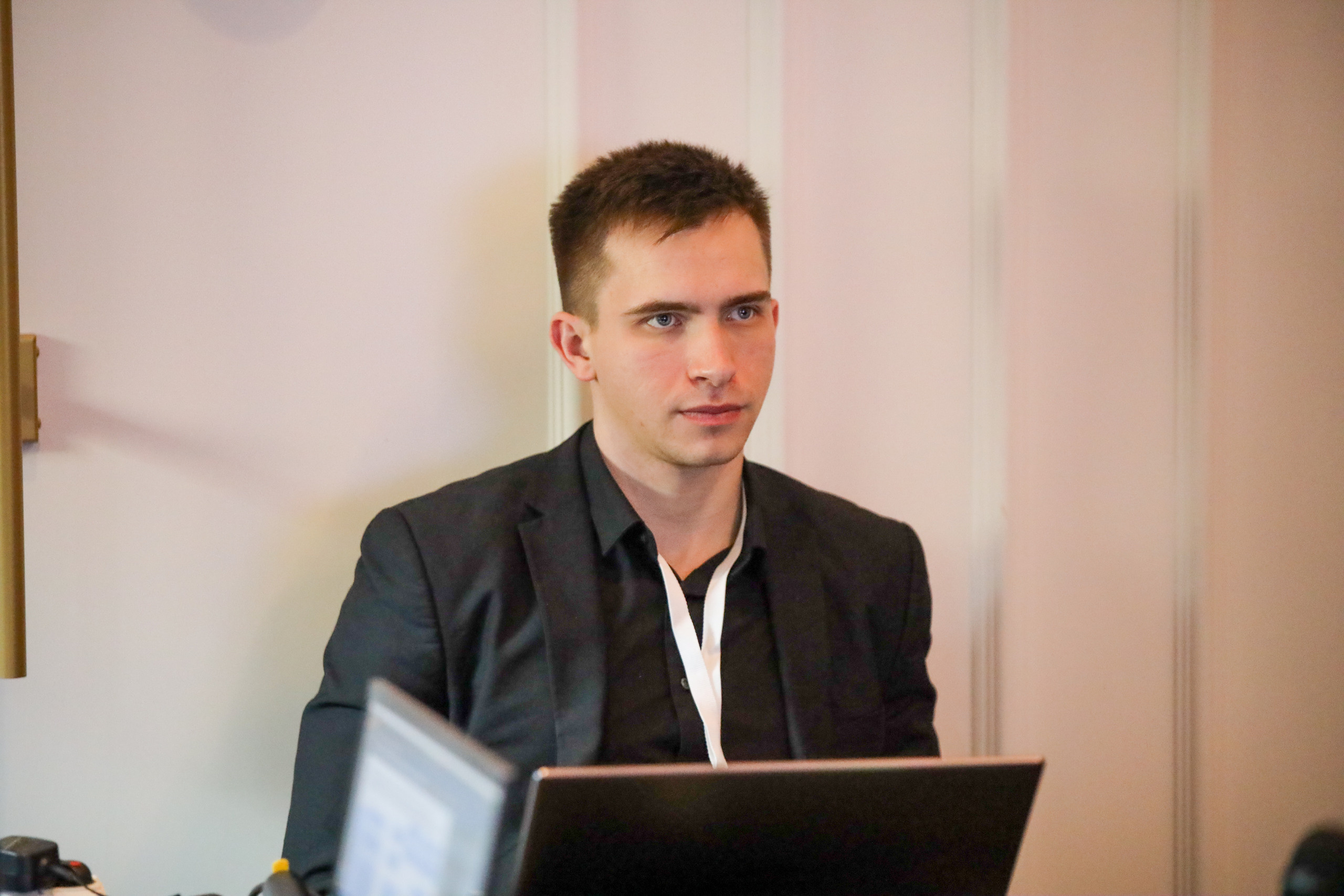 Репортаж с конференции «МОЛНЕО» (медицина, онкология). Фотограф в Туле Крупский АнДРей. Фотостудия «КАДР71» в Туле