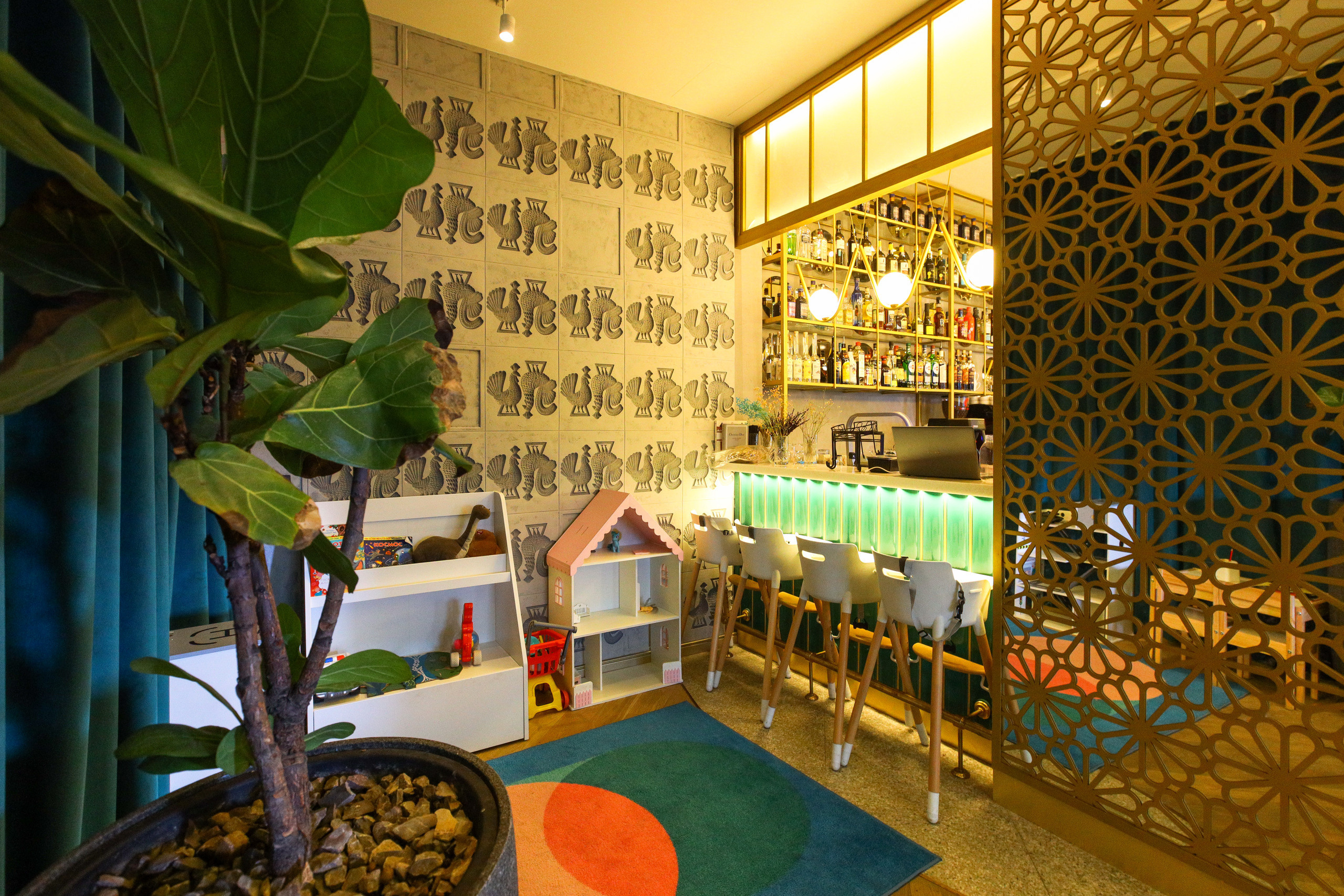 РЕСТОРАН СВЕТСКИ И ХОЛ ОТЕЛЯ АЗИМУТ (я в гостях, не запланированная фотосъемка). Фотограф в Туле Крупский АнДРей. Фотостудия «КАДР71» в Туле