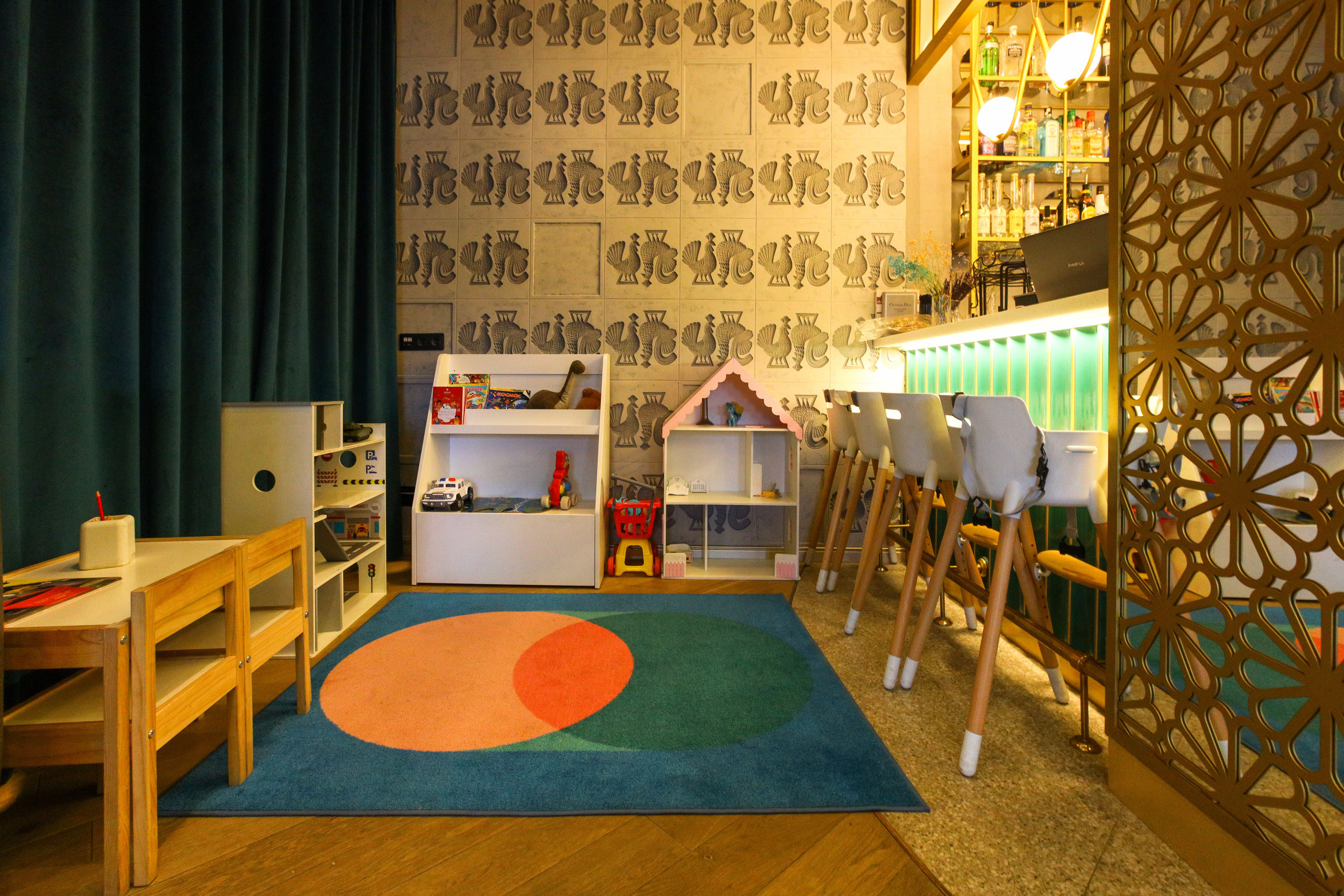 РЕСТОРАН СВЕТСКИ И ХОЛ ОТЕЛЯ АЗИМУТ (я в гостях, не запланированная фотосъемка). Фотограф в Туле Крупский АнДРей. Фотостудия «КАДР71» в Туле