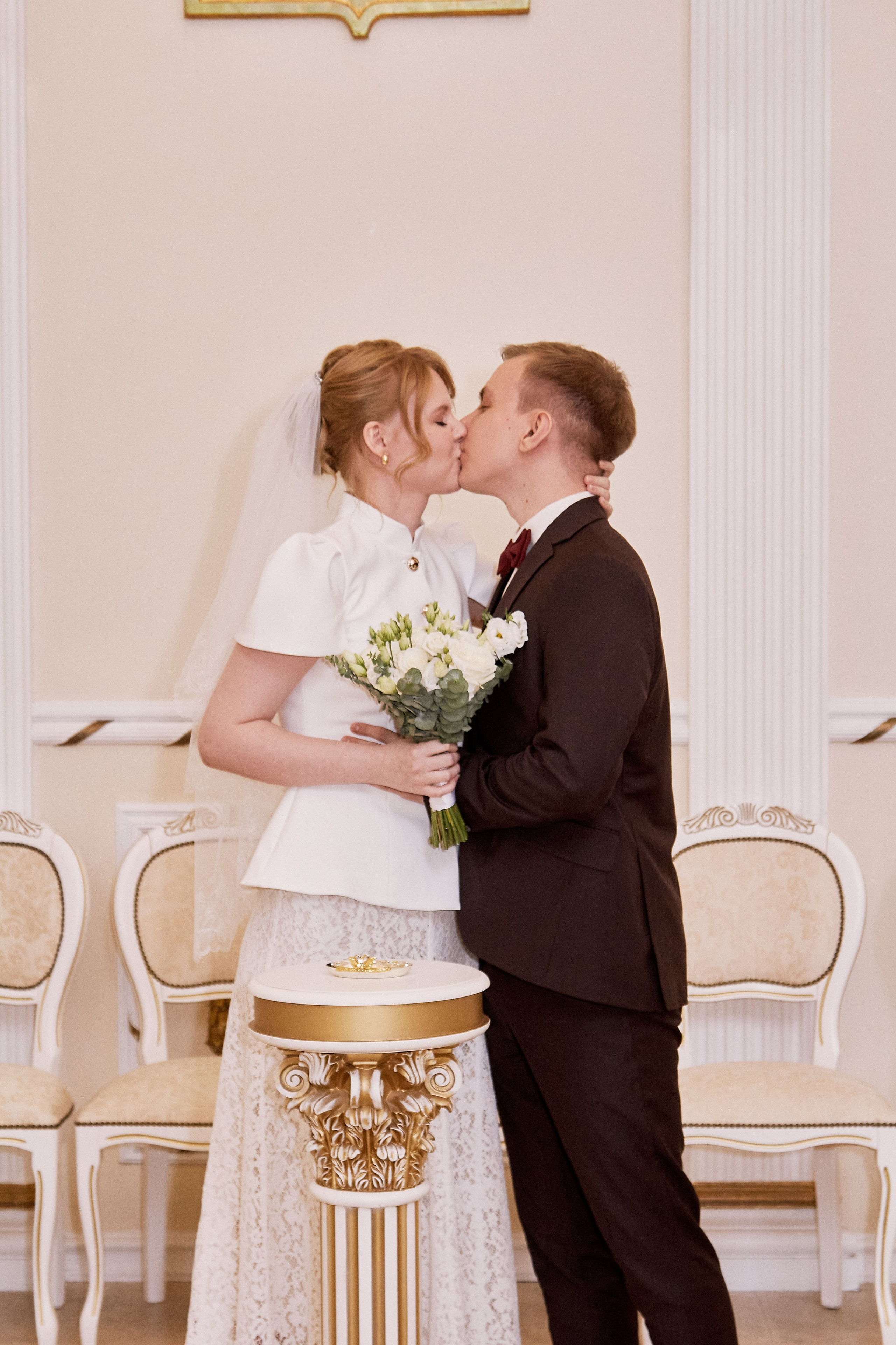 Свадебная роспись в раменском ЗАГСе. Свадебный фотограф в Москве Приятелева Ангелина