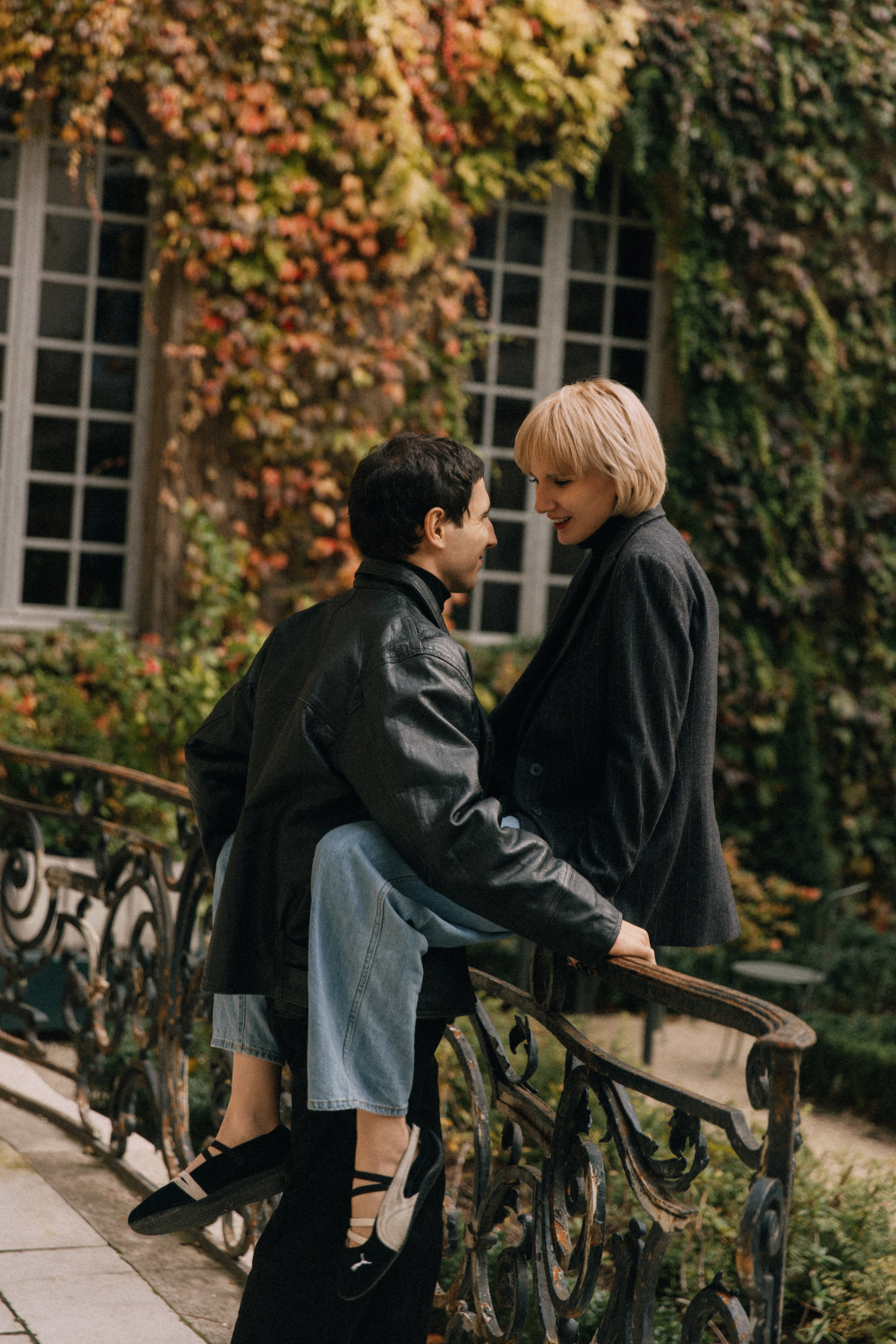 First love is something that lasts forever. Photographer in Paris