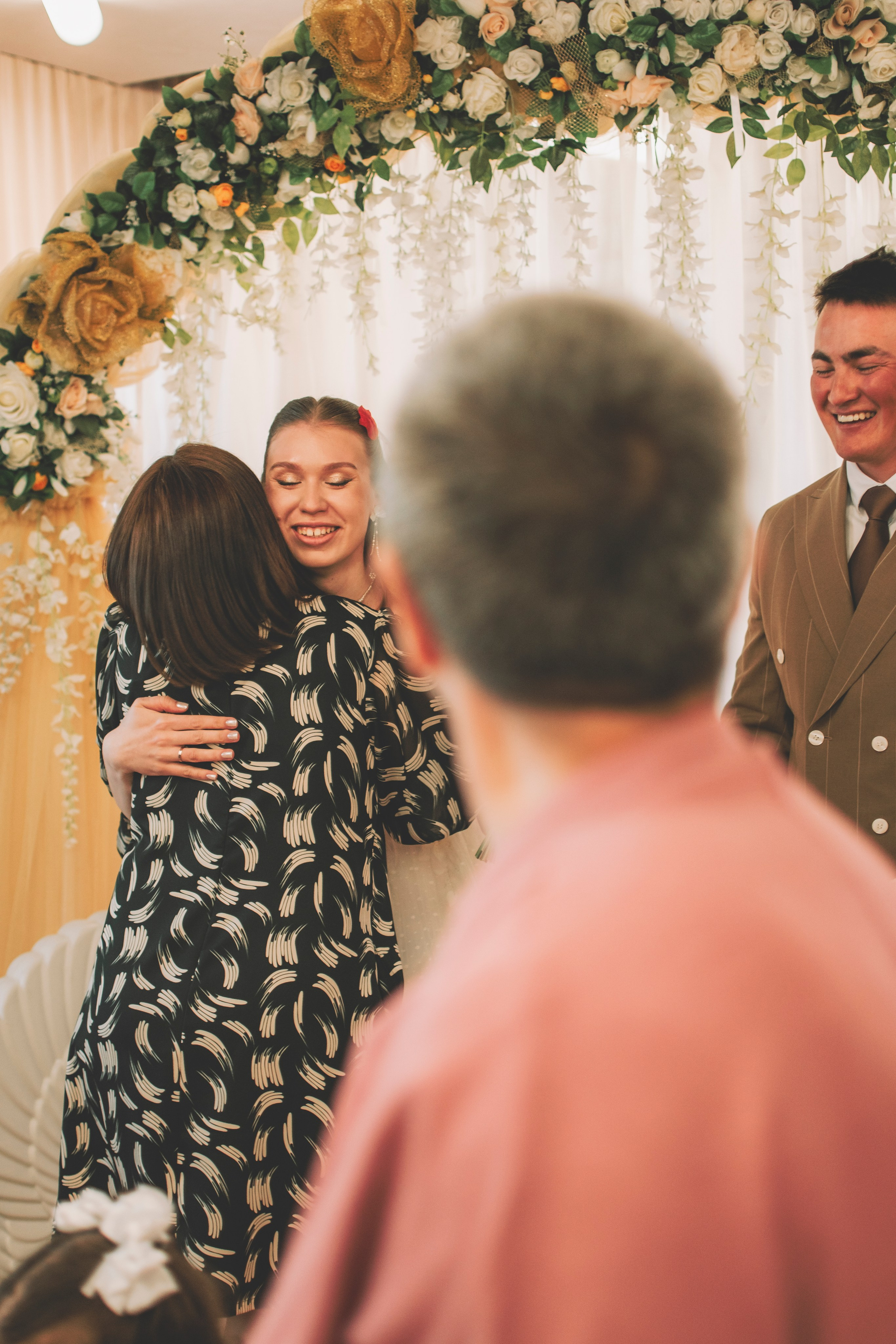 Альберт и Анастасия (Студийная фотосессия, роспись в ДК Нефтяник + фотосессия с гостями). Семейный и свадебный фотограф Губкинский и Ставрополь