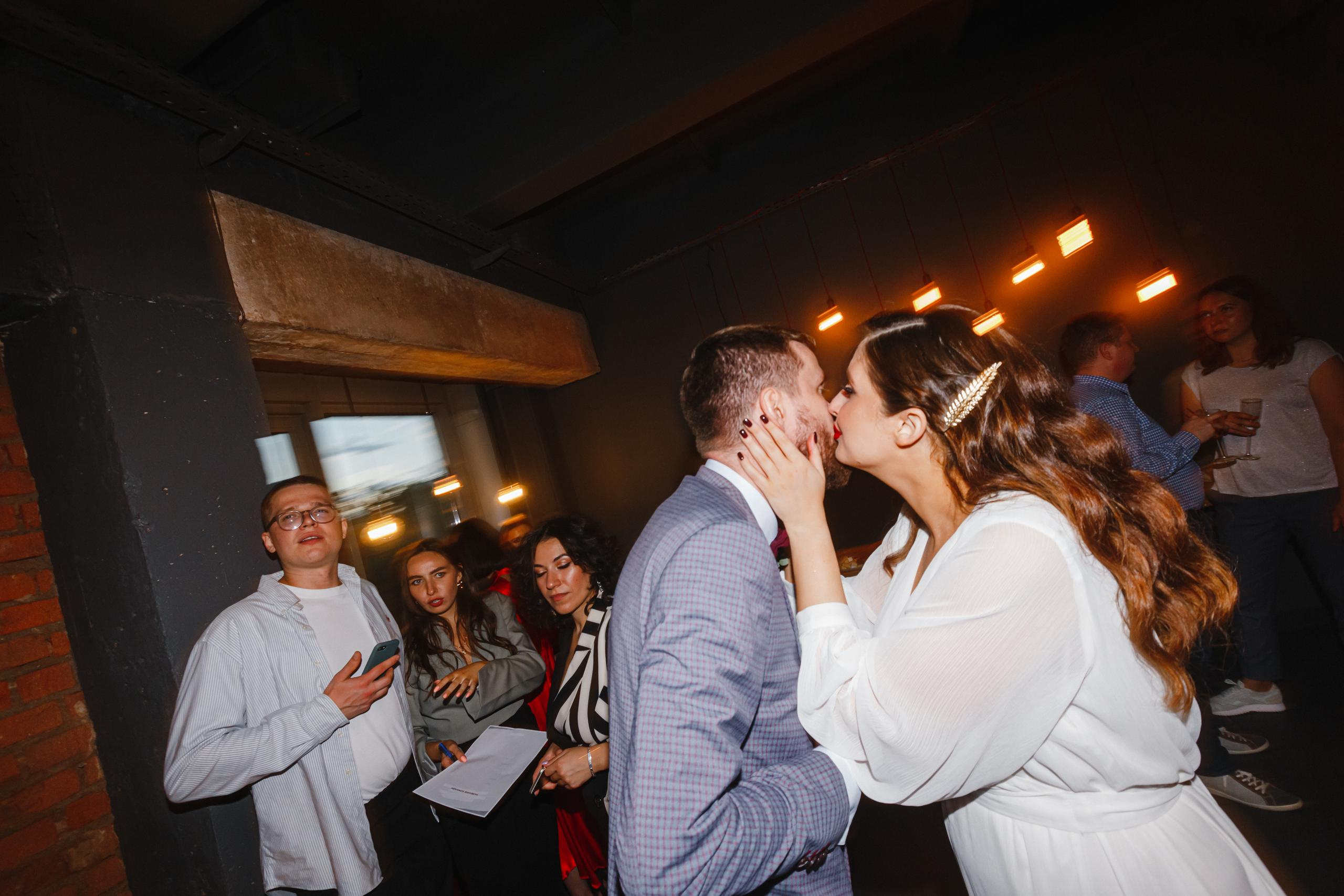 Свадебный фотограф Москва Питер Екатеринбург Антон Матвеев https://www.instagram.com/toha.matveev/