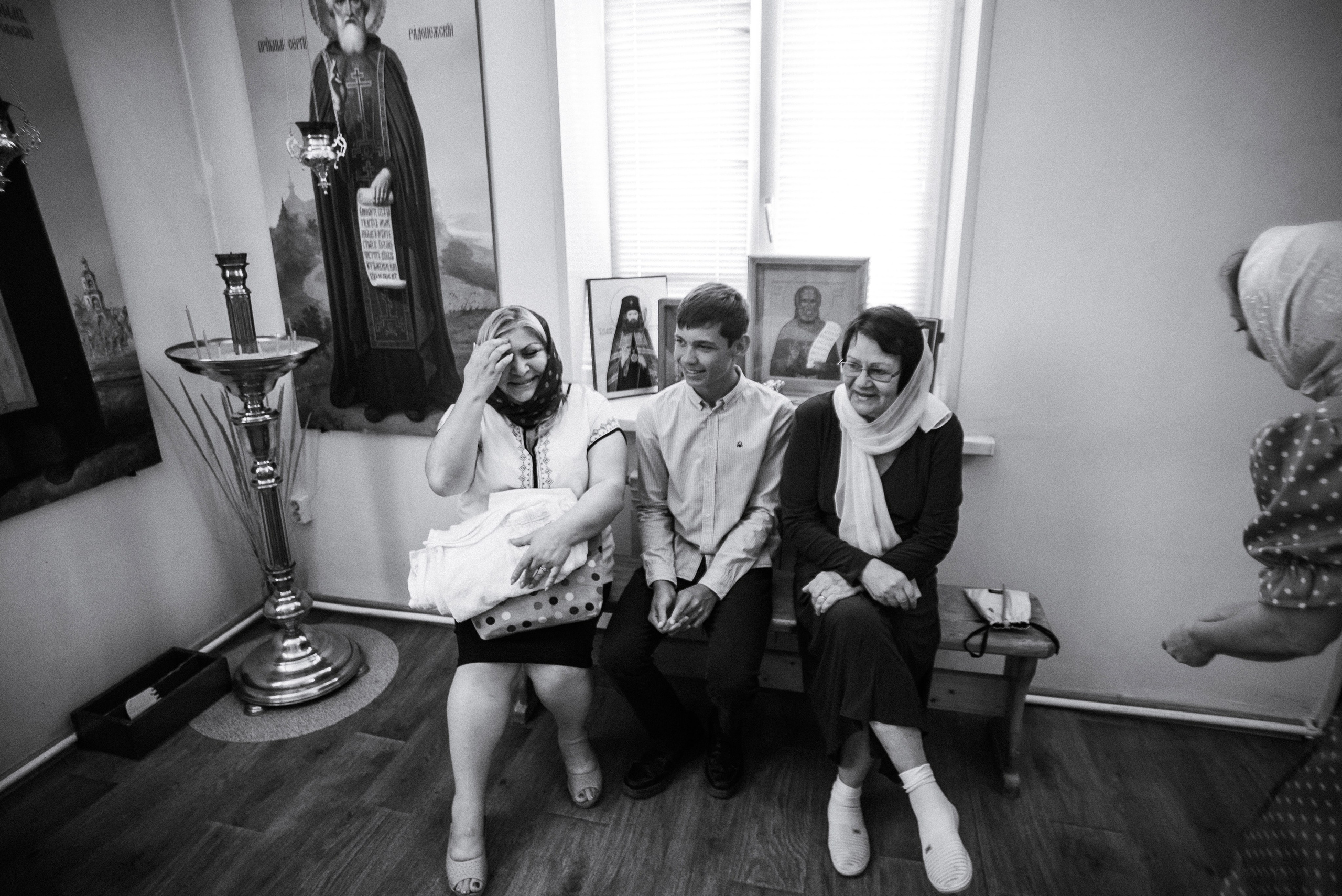 Крещение Даши и Алены. Семейный документальный фотограф в Волгограде Мариэта Додина