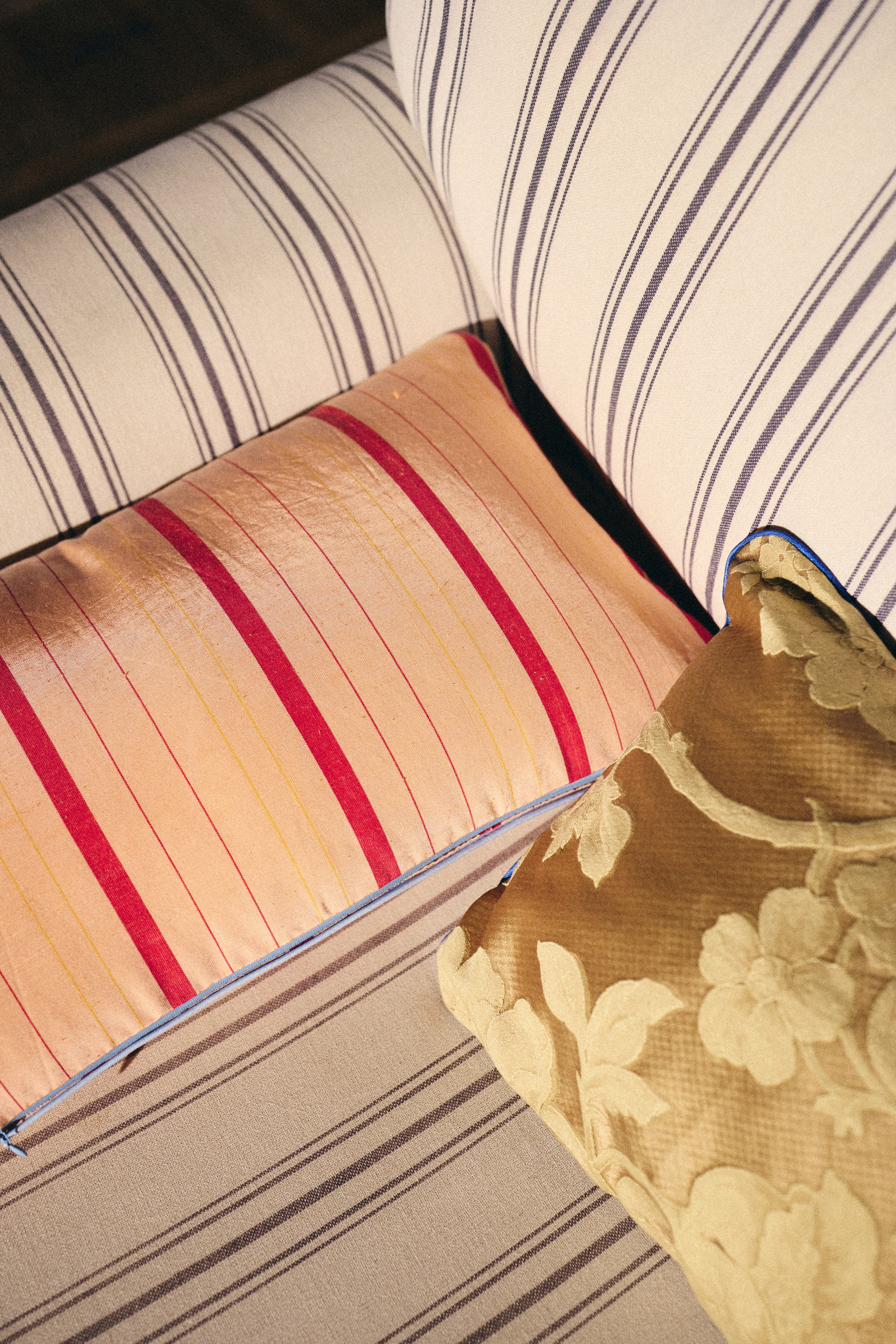 Olesha — текстиль для дома. Декоратор интерьеров Ксения Левдикова