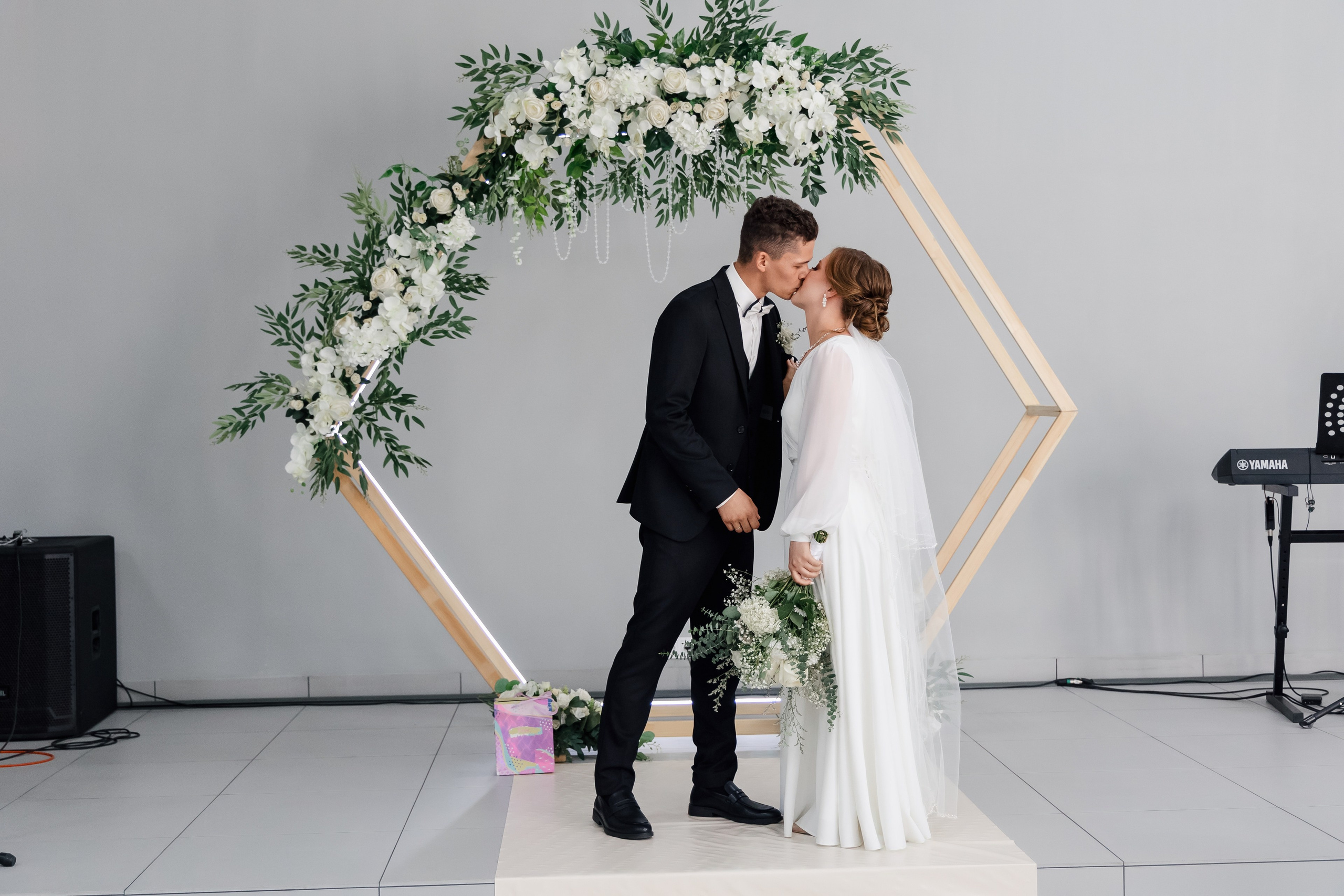 Тимофей и Маргарита. Озеро Лотосов. Венчание в церкви. Свадебный фотограф в Хабаровске