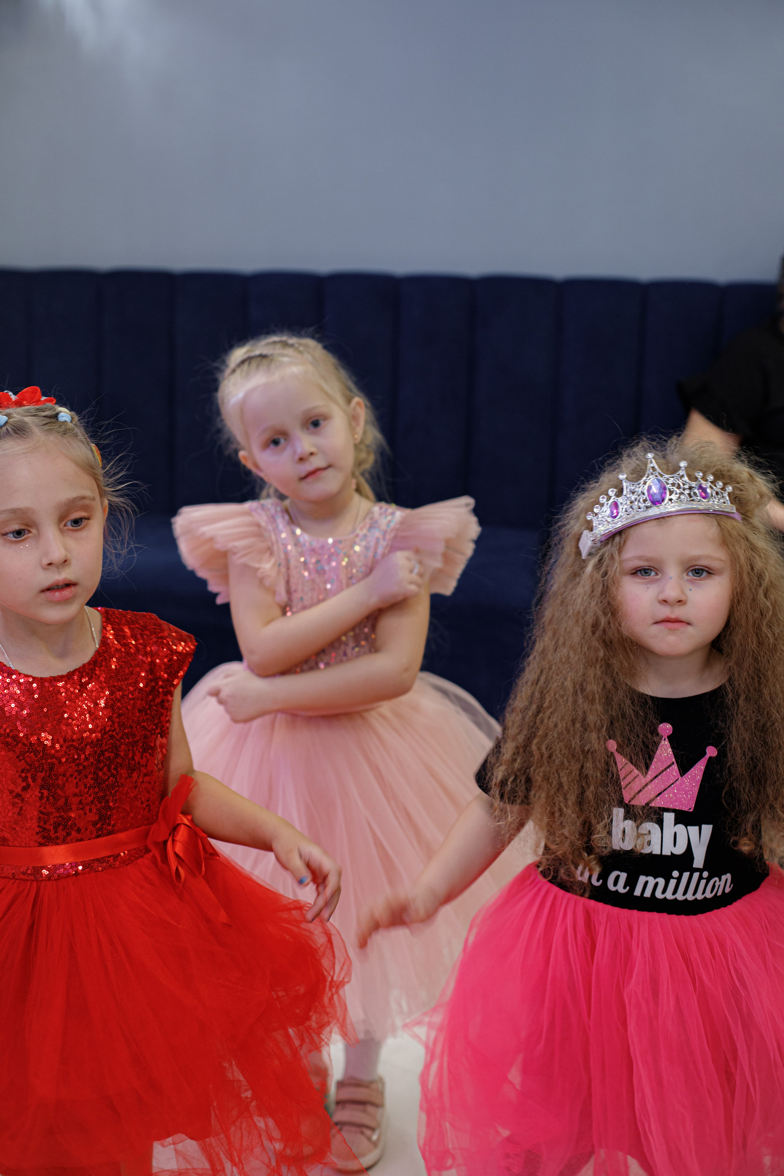 ASIA'S BIRTHDAY PARTY. Photokarish