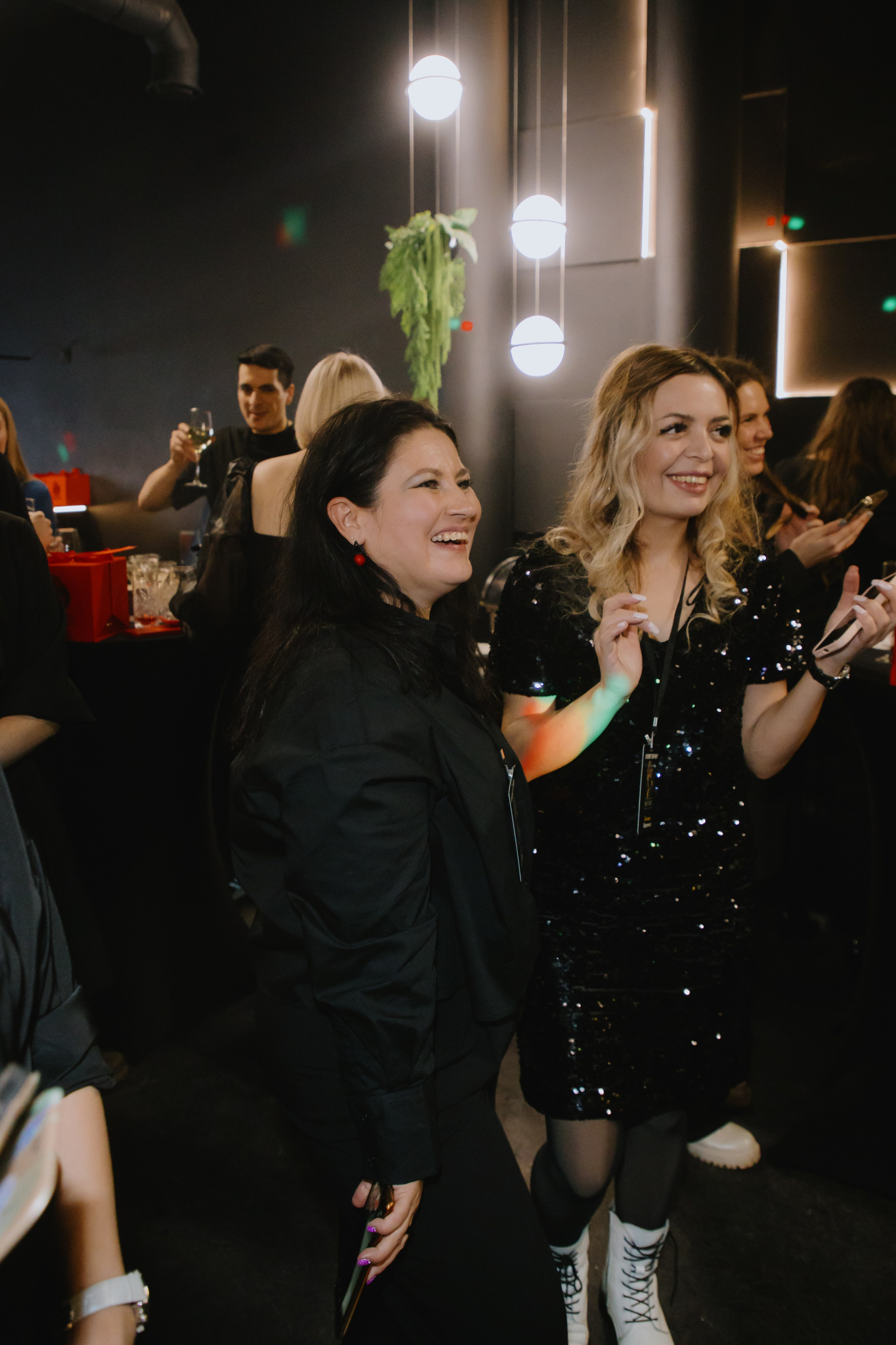 See `You Perfume. Фотограф в Москве и Санкт-Петербурге Дарина