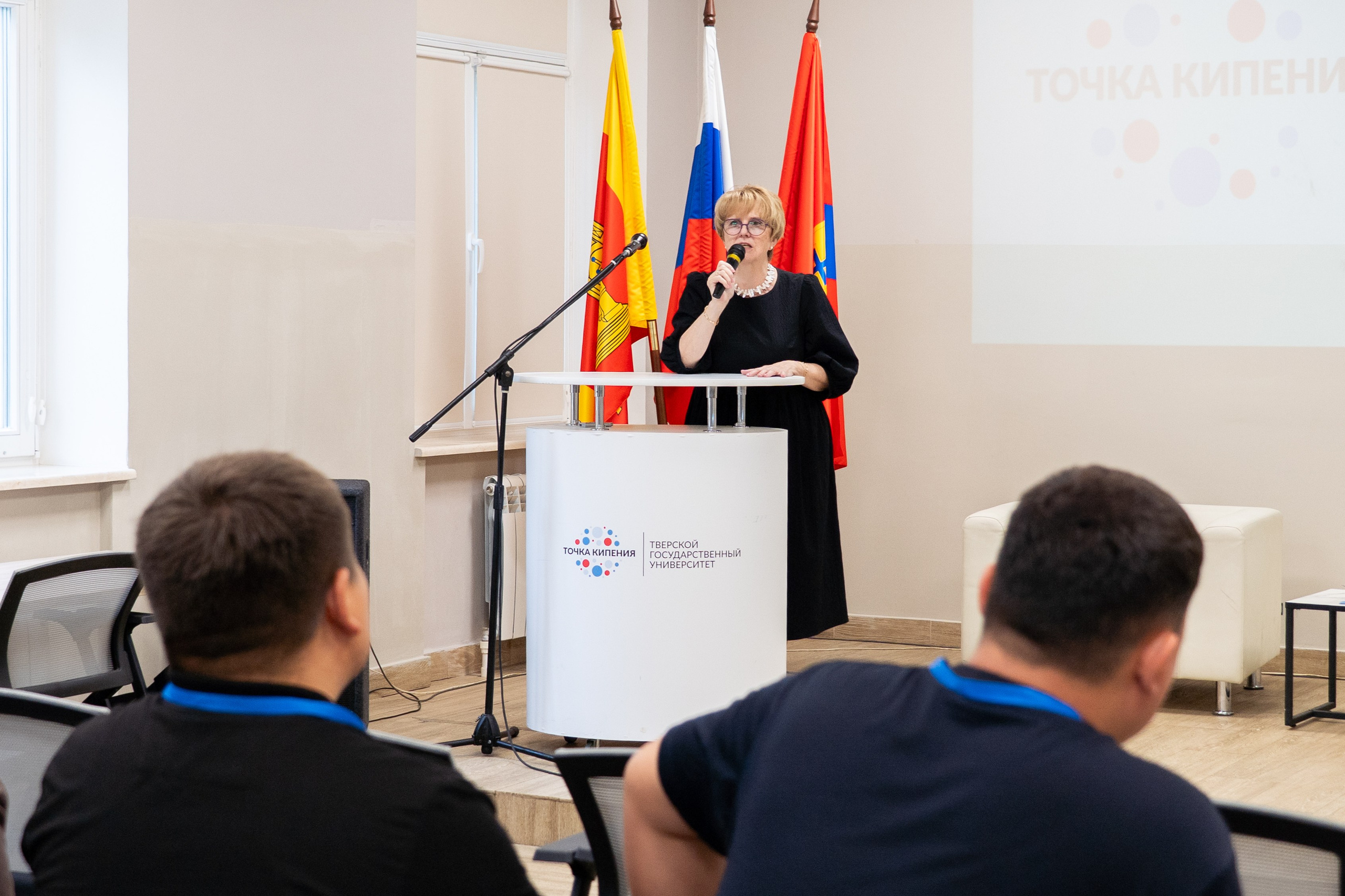 «Летний институт», посвящённый историческим процессам на евразийском пространстве. Репортажный фотограф в Москве Легкая Софья