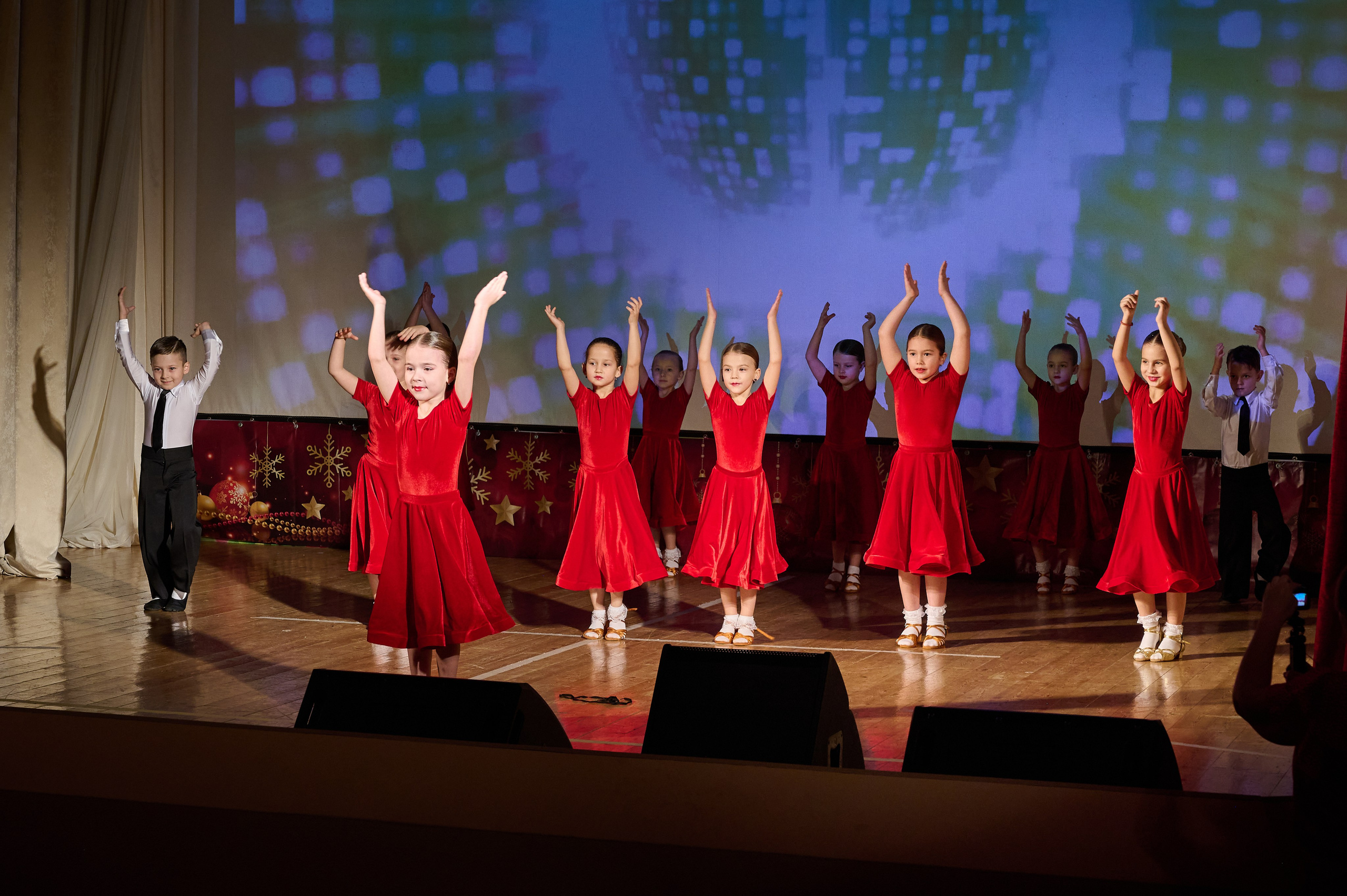 Новогодний концерт. Жизнь курорта Кабардинка в фотографиях