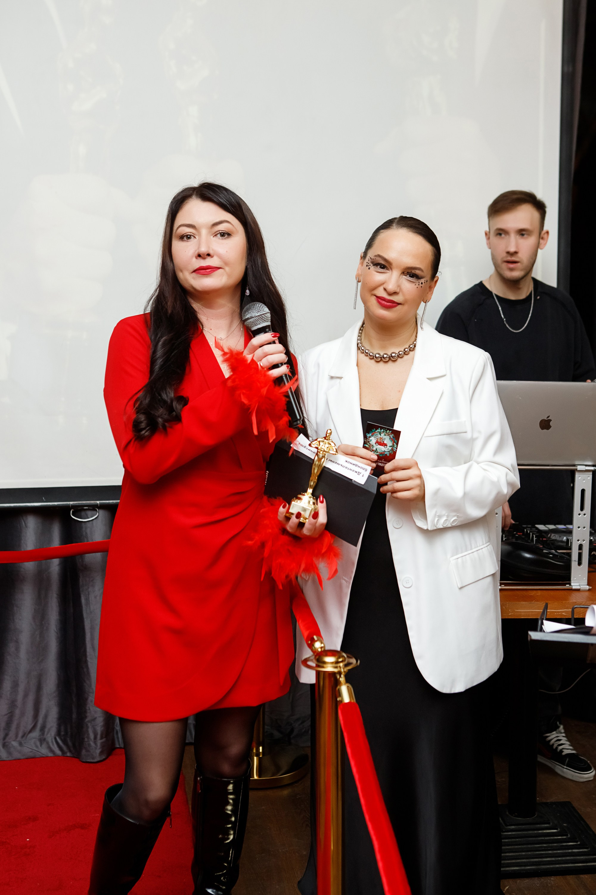 Hit Meet. Репортажный и семейный фотограф в Новосибирске Елена Каменева
