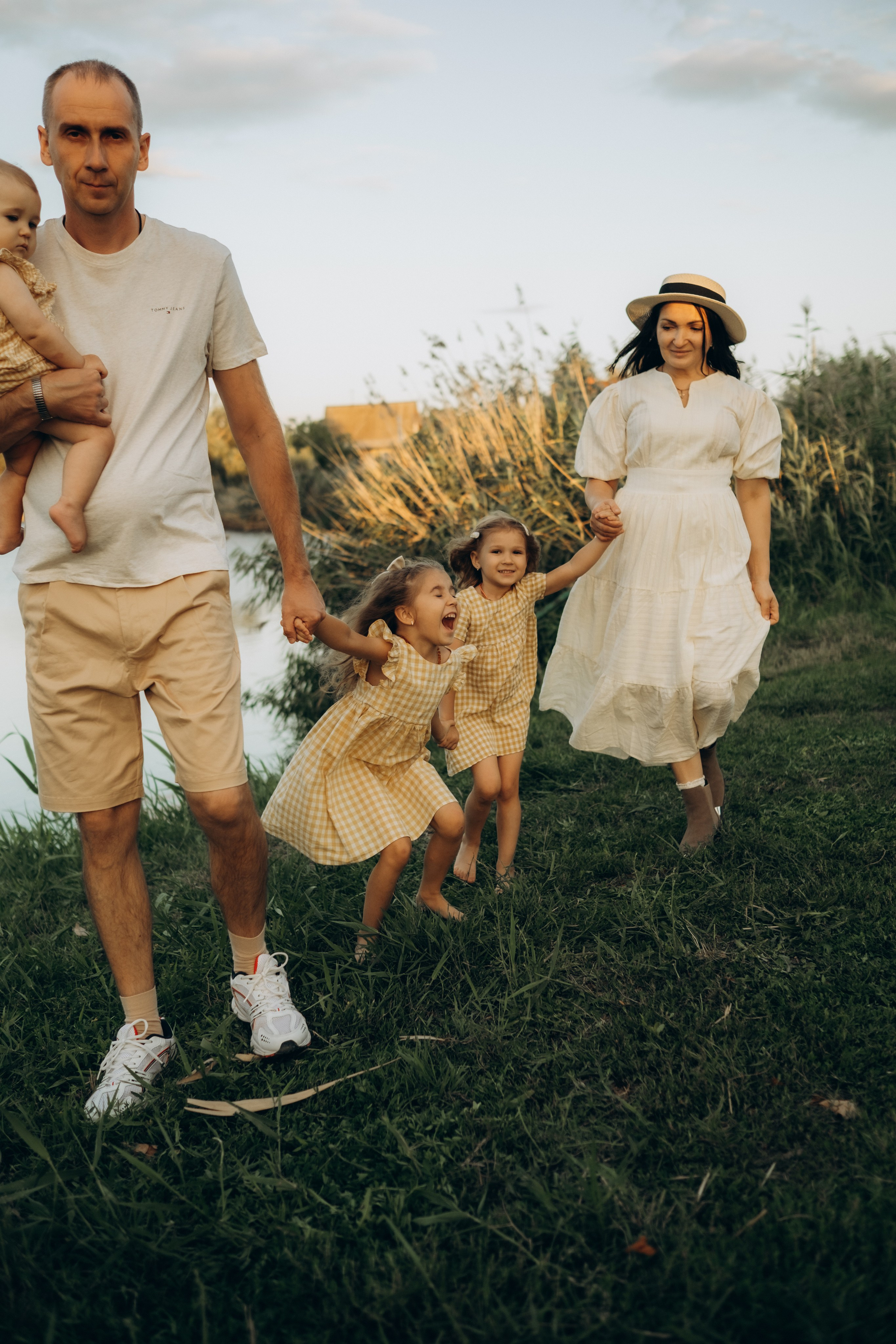 Семейная история на озере Сарпа. Фотограф в Москве Ольга Елоева