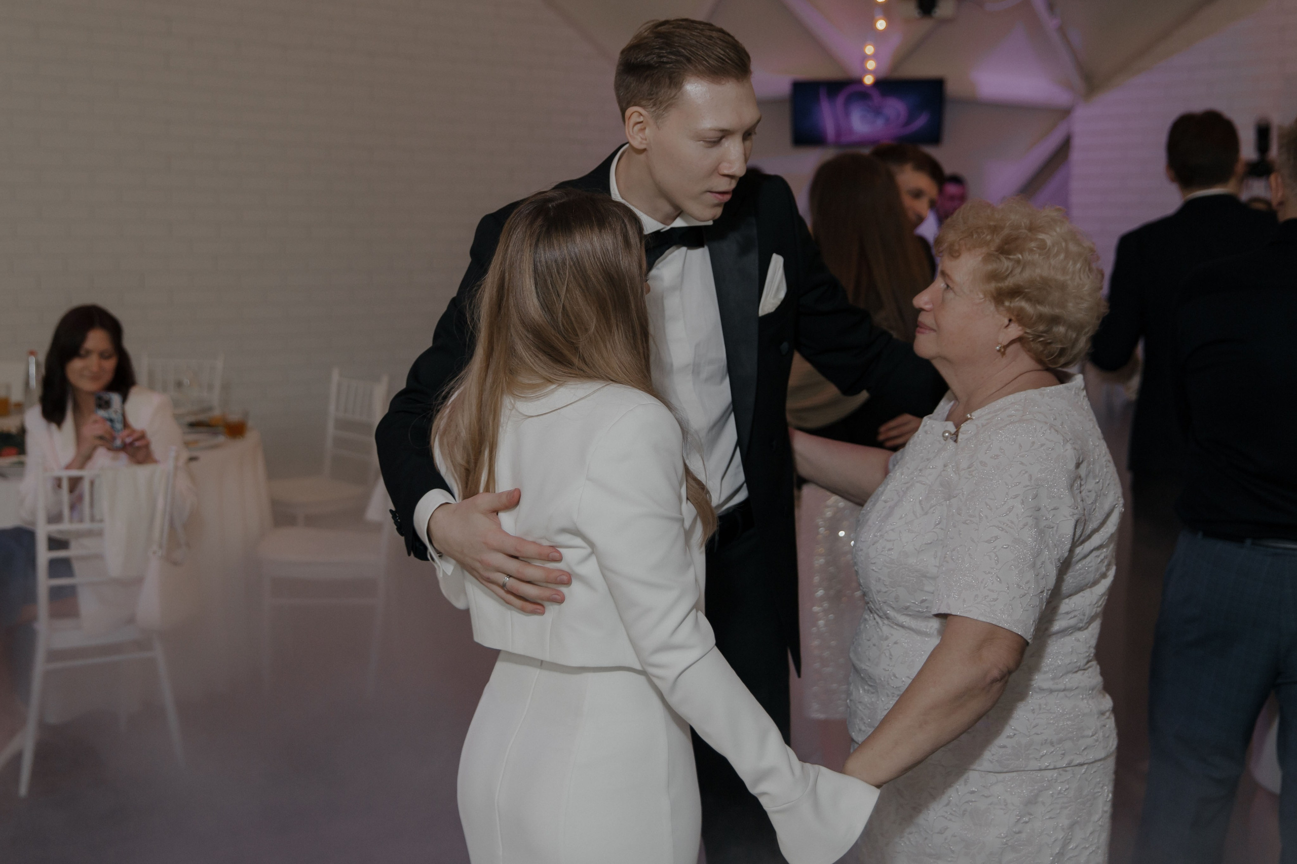 07.05.2024. RETOUCH-HOUSE