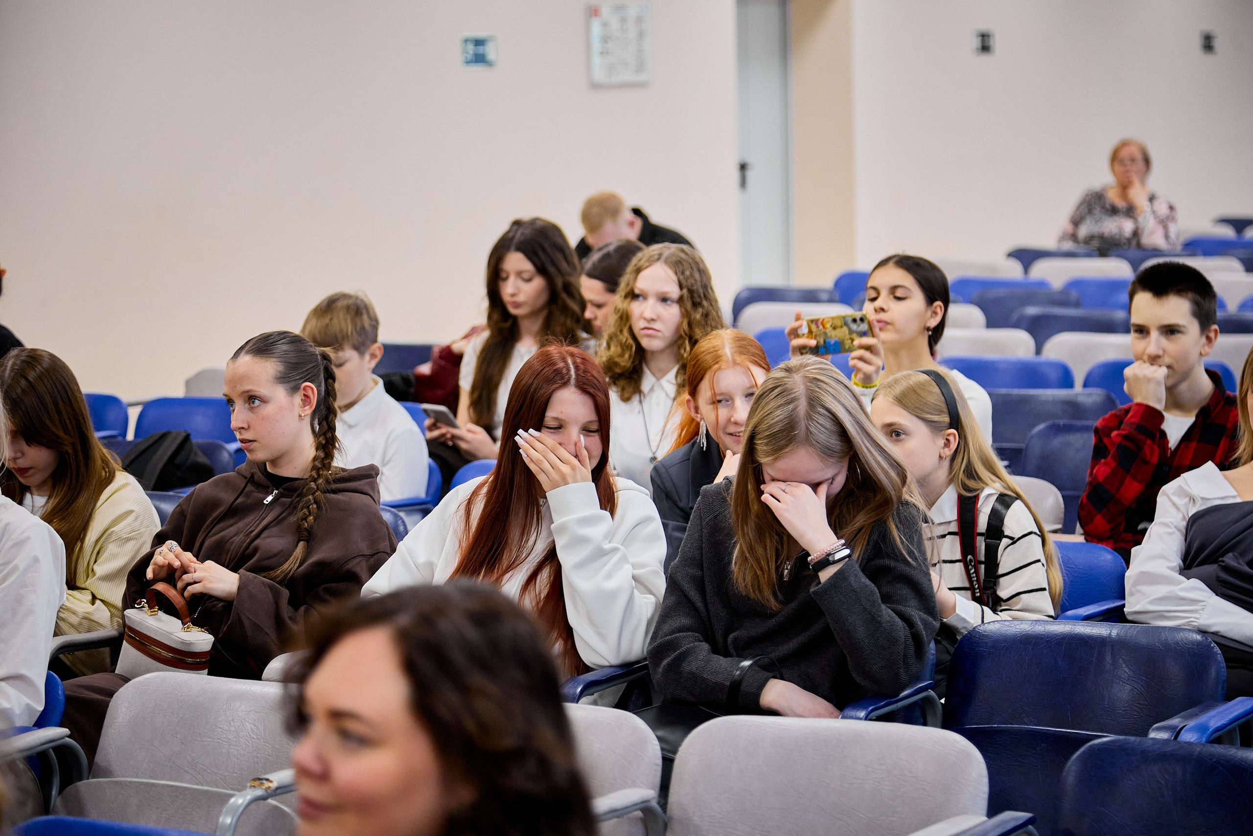 Неформат 2026 (Школа 91). Портретный фотограф Евгений Денисов