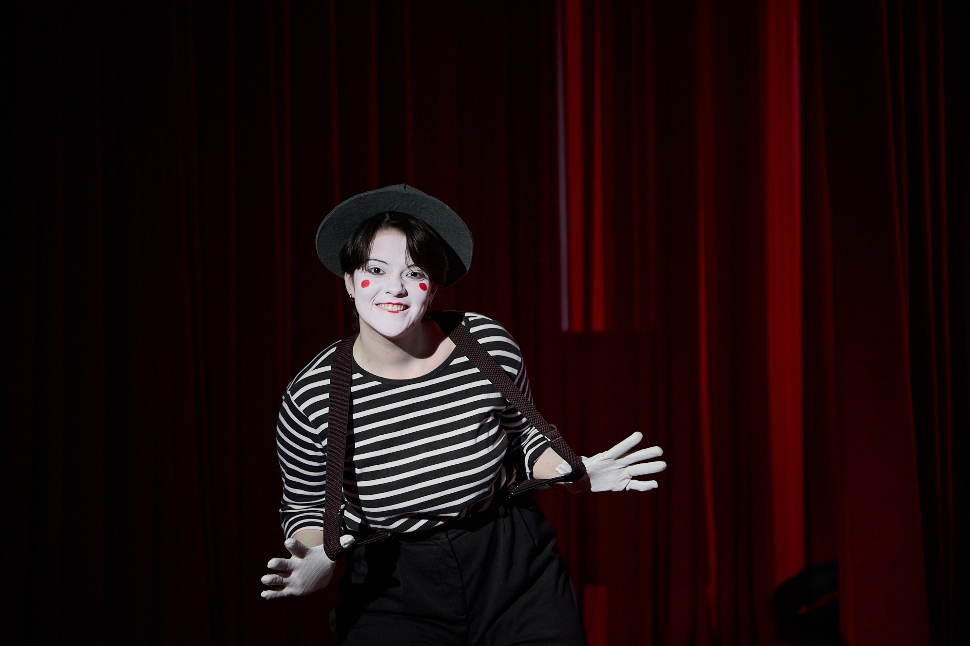 Юниор Профи 2024. Портретный фотограф Евгений Денисов