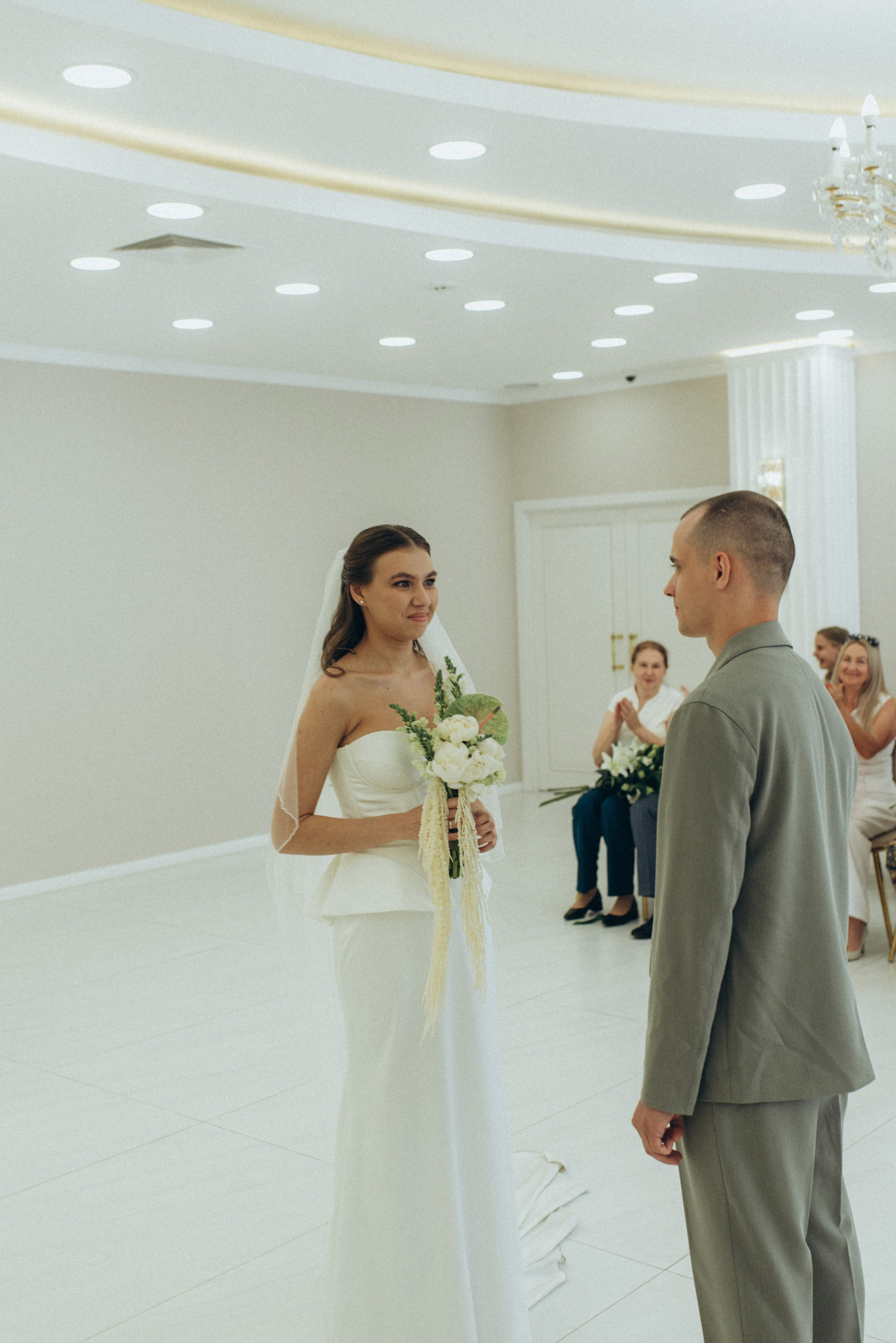 Илья и Алена. Загс. Семейный фотограф в Москве Екатерина Север