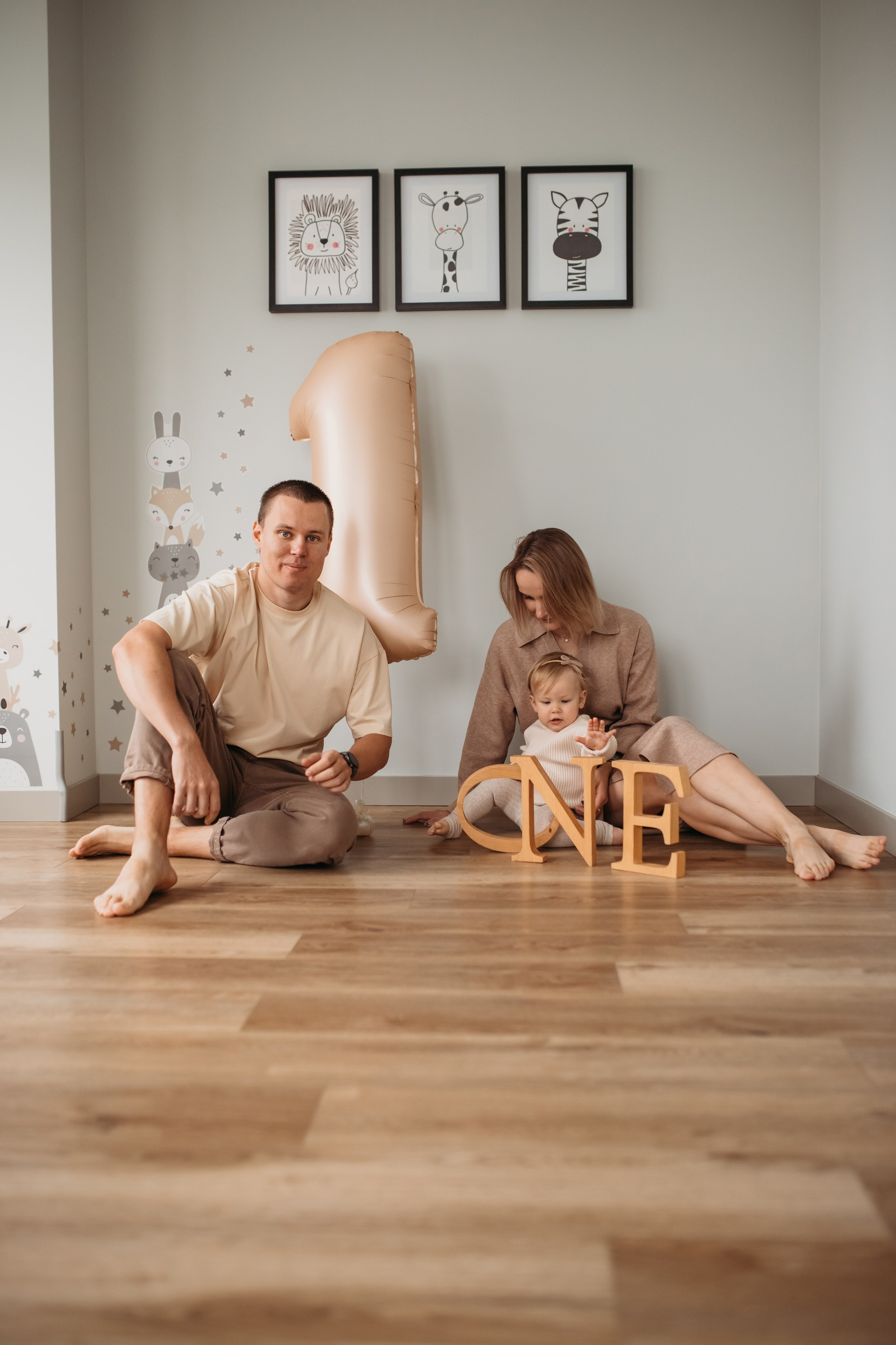 Ксюша (домашняя история). Семейный и детский фотограф Минск, Беларусь