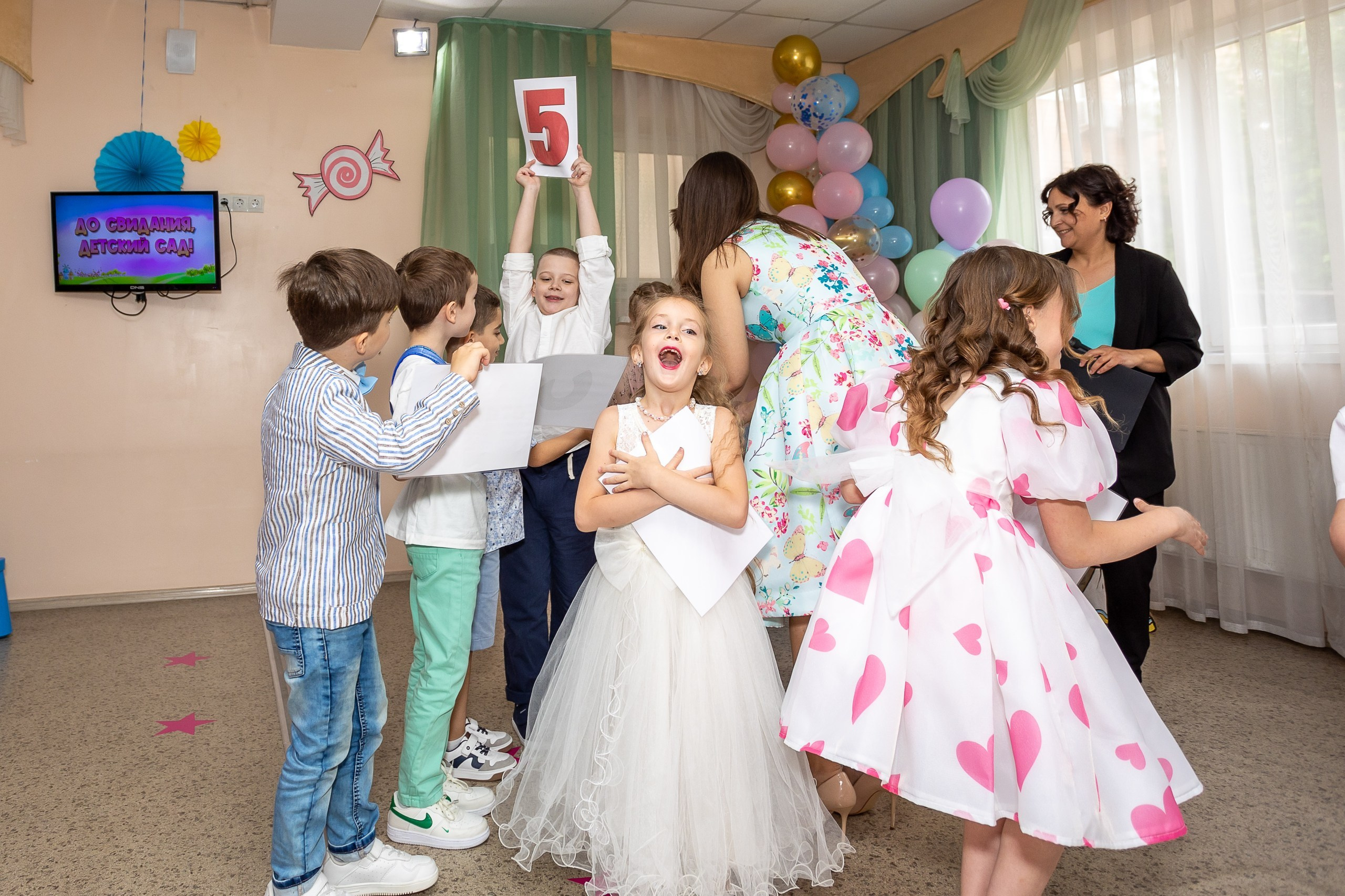 Выпускной Детский сад, 2 часа, 8000. Выпускные альбомы Майкоп, Краснодар Елена Золотарева