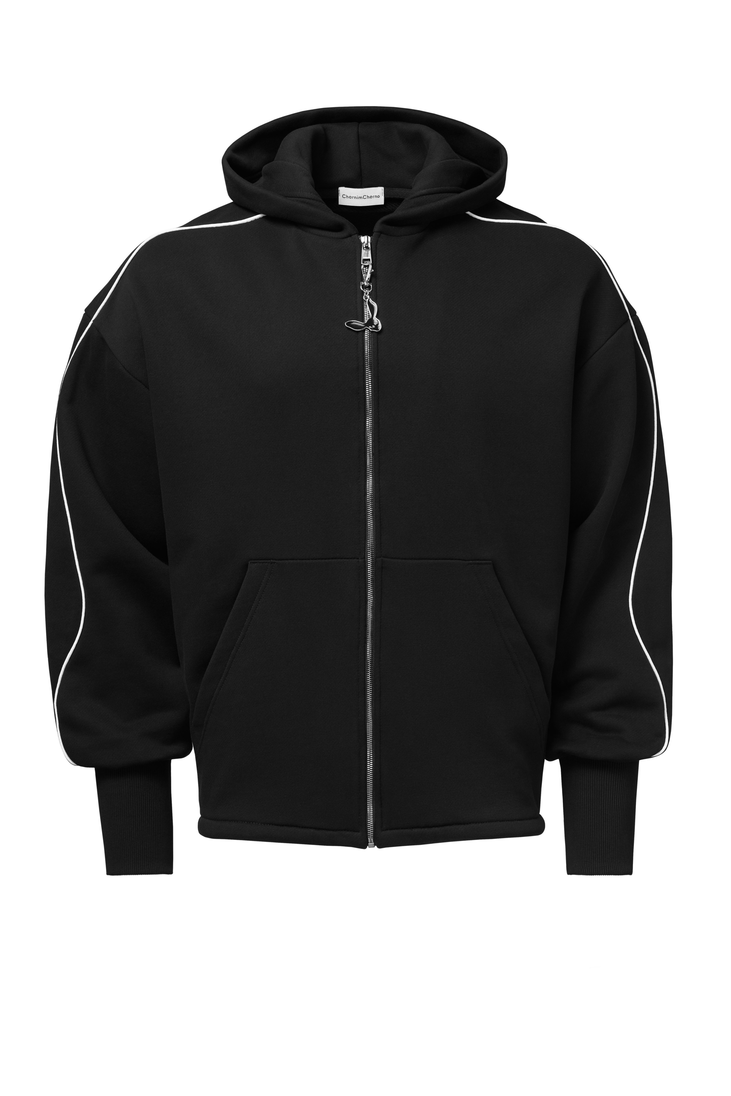 Одежда Chernim Cherno на прозрачном манекене и в раскладку. Олег Дмитриев