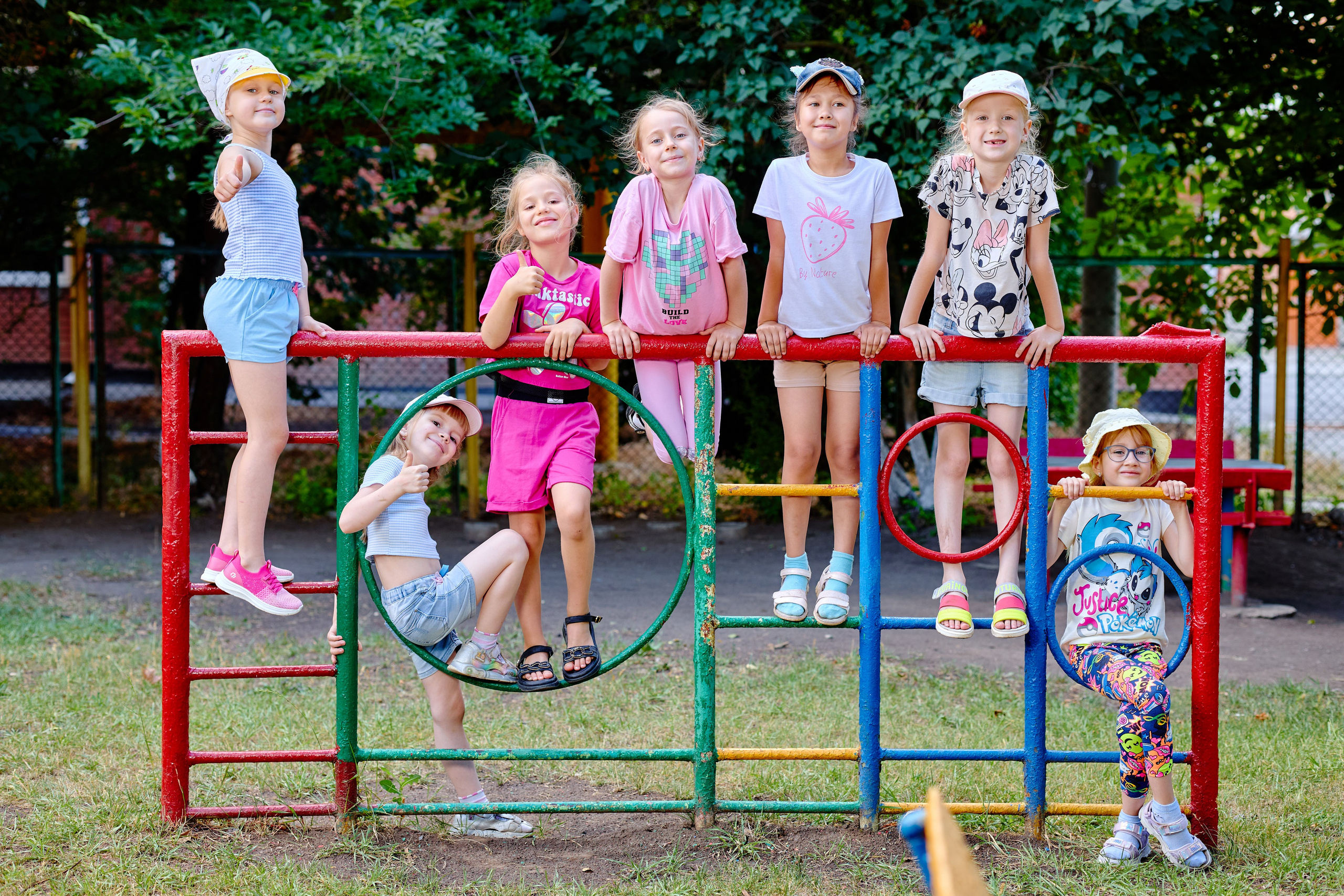 Пример летней съемки в детском саду № 92 Старшая группа Радуга. Фотограф Выпускные альбомы Таганрог Сергей Коробченко