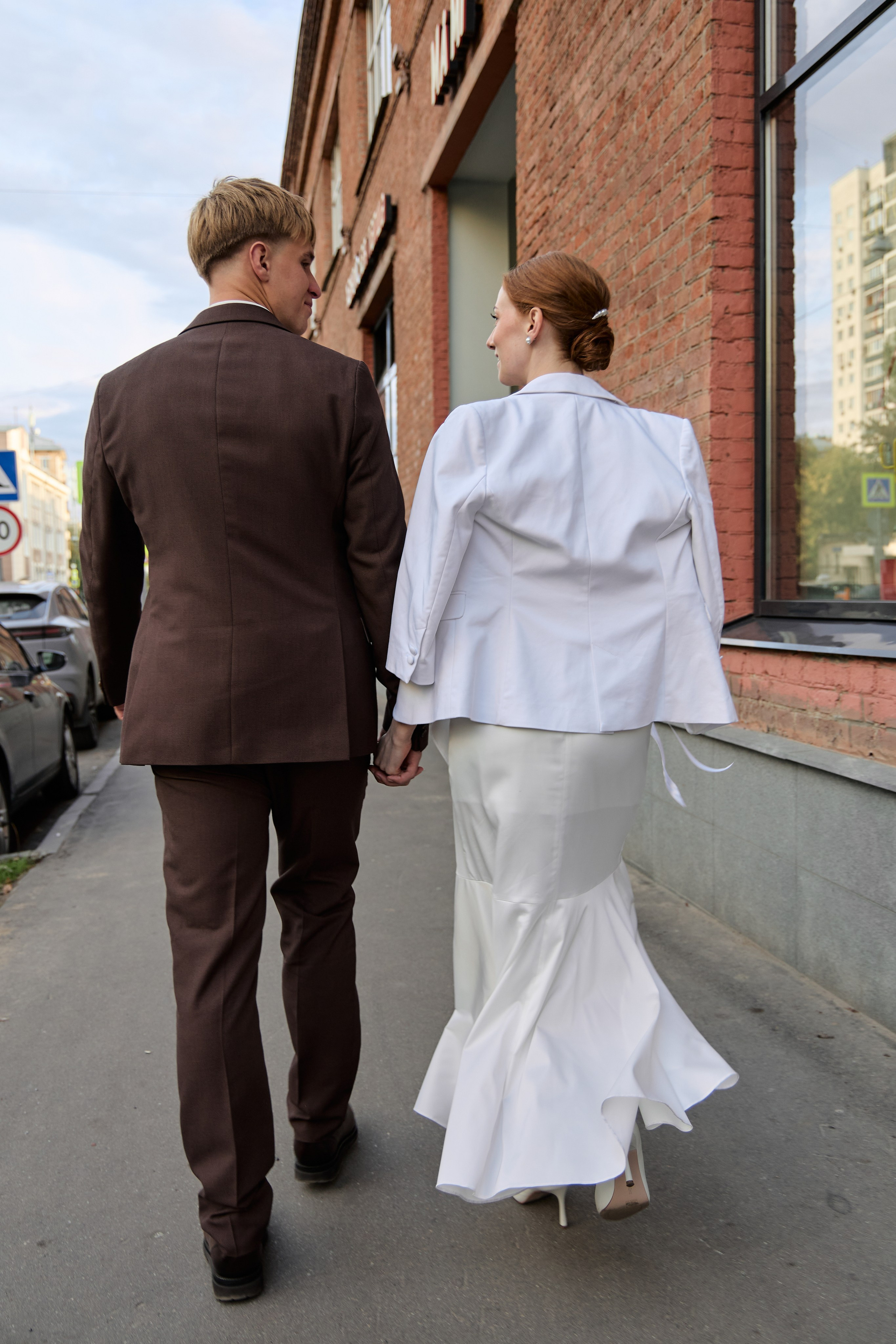 Савеловский ЗАГС и прогулка в БЦ «Фактория». Свадебный фотограф Кирилл Шустров