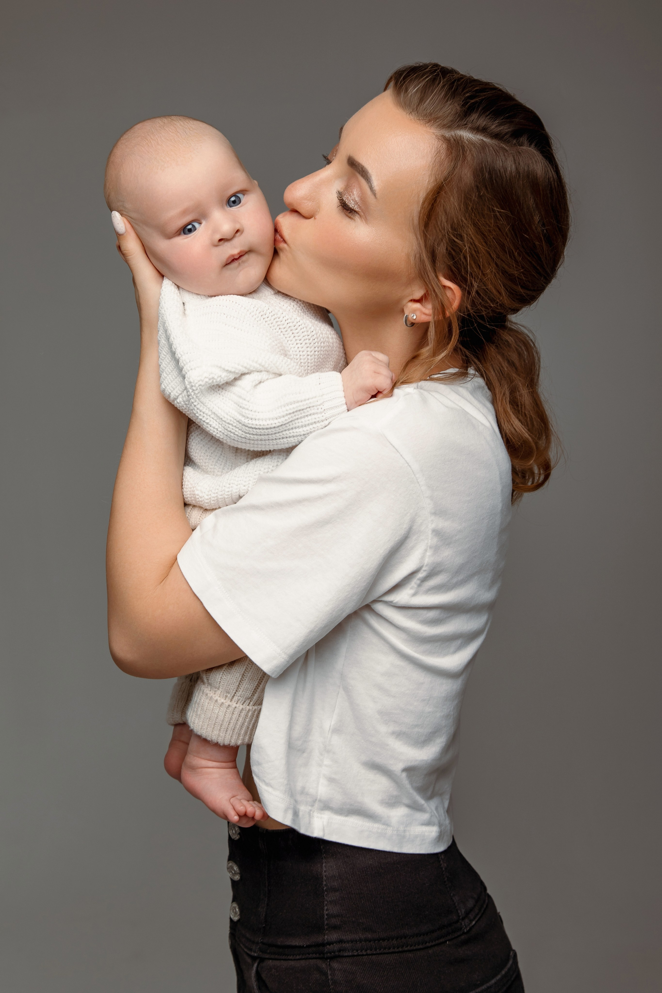 Мама и малыш. Фотограф Беременности и Новорождённых в Кемерово