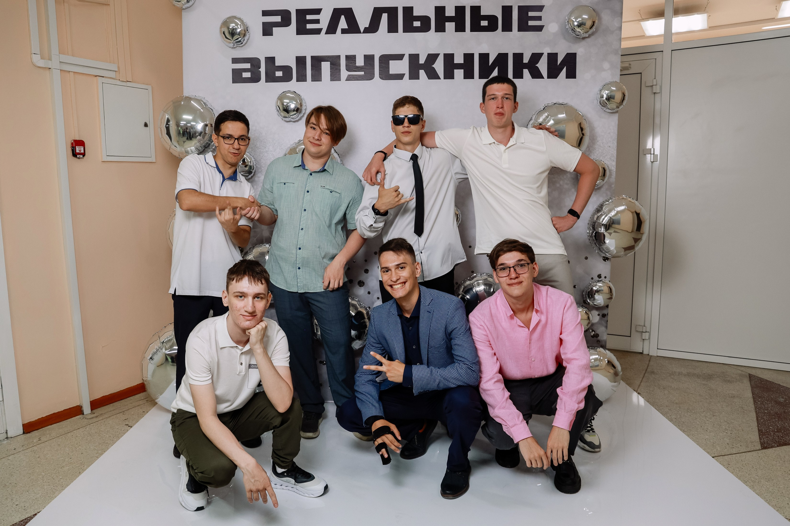 Выдача Аттестатов школа 210. Фотограф Юлия Мальцева
