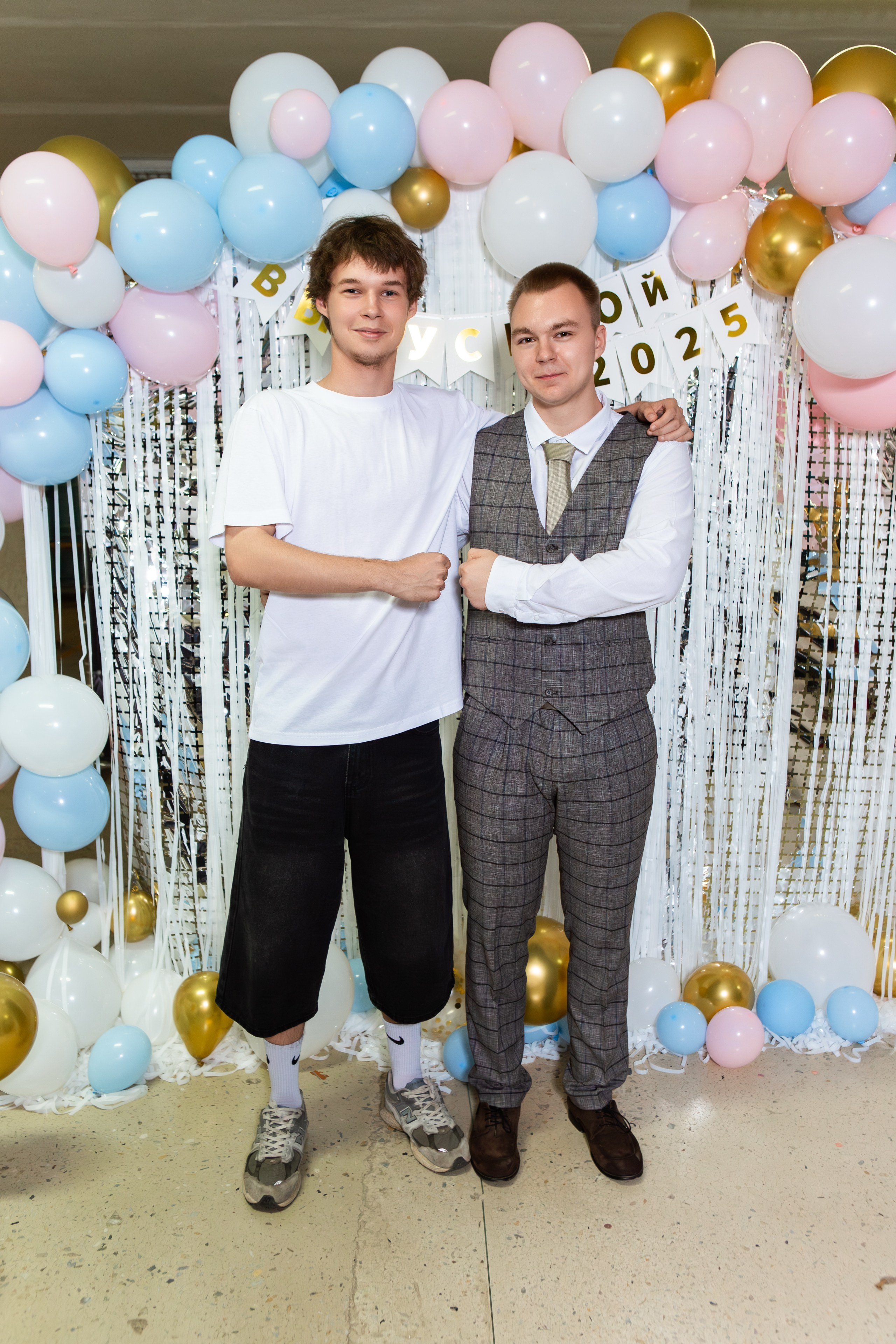 ФОТОСЕССИЯ С РОДИТЕЛЯМИ ВЫПУСКНОЙ 2025 9 ШКОЛА Г.МЦЕНСК. Профессиональный фотограф в Мценске и Орловской области