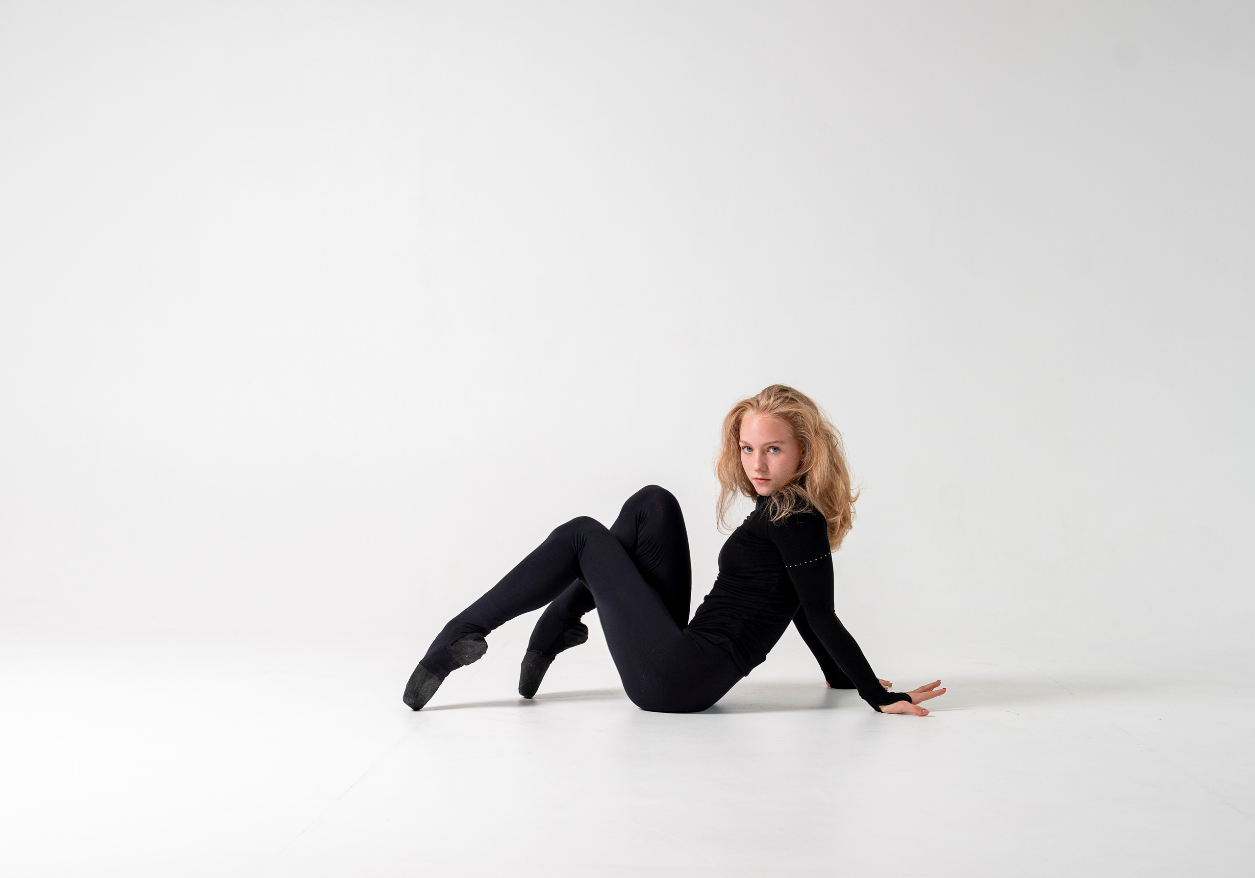 СПОРТИВНАЯ фотосессия на циклораме. Фотограф в Ростове на Дону