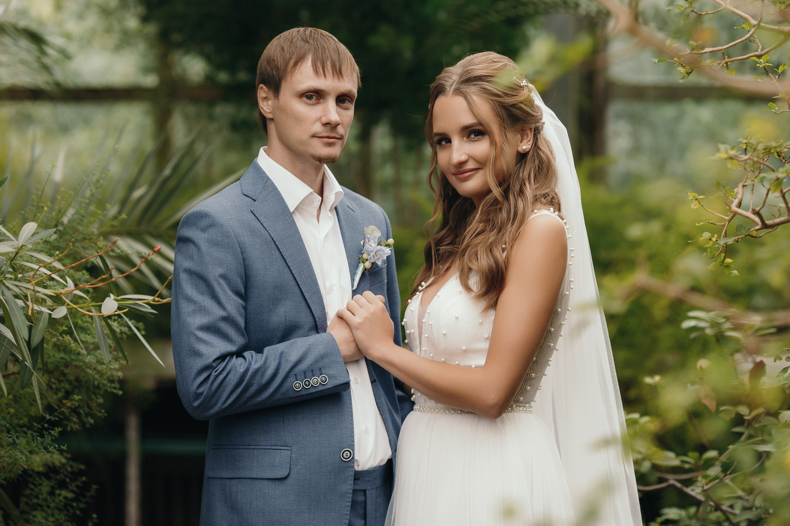 Свадебная фотосъёмка в красивой теплице на ВДНХ. Свадебный фотограф Александр Абрамов Москва / Зеленоград