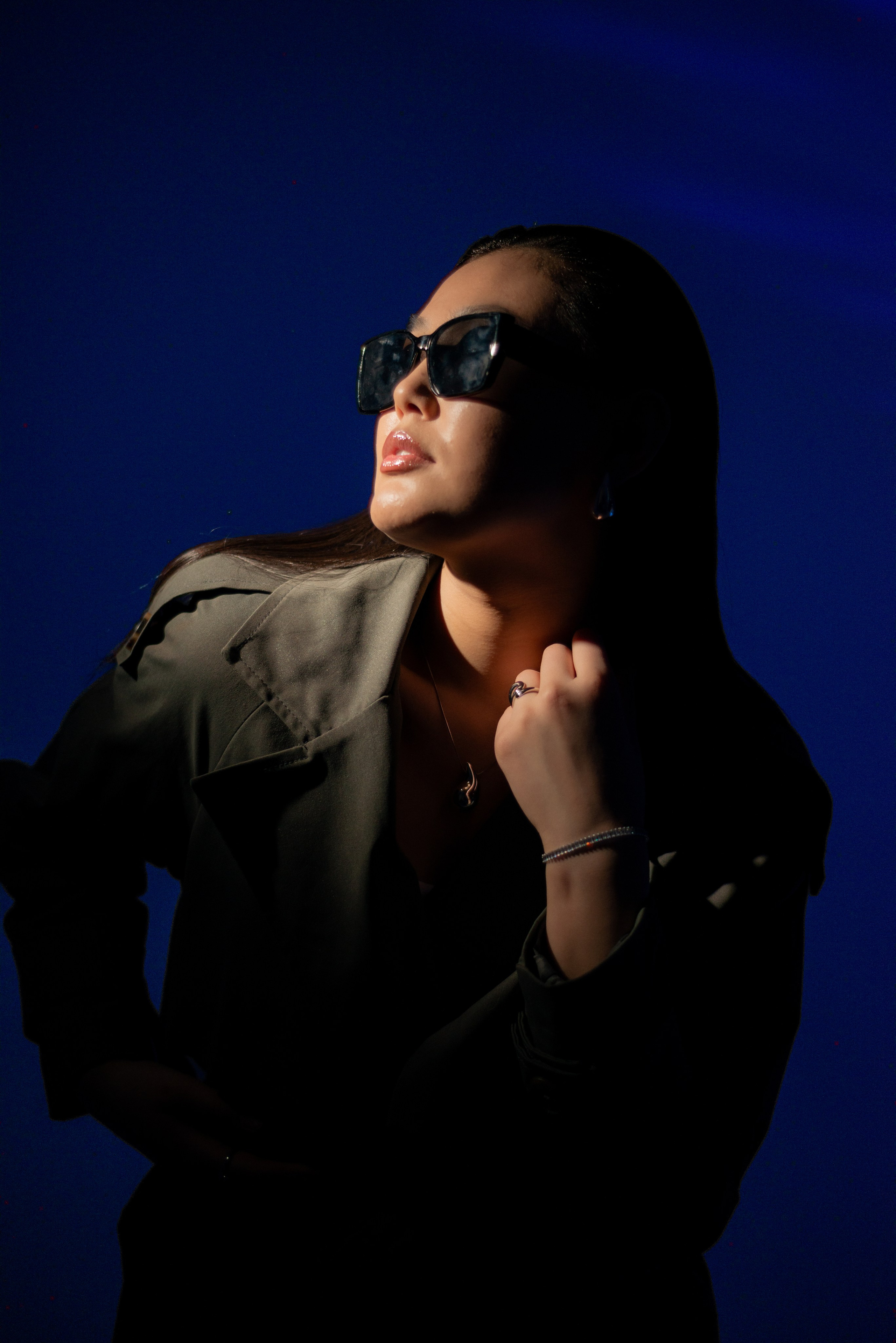 Fashion съемка с цветными фильтрами. Фотография — это миг, который фиксирует вечность