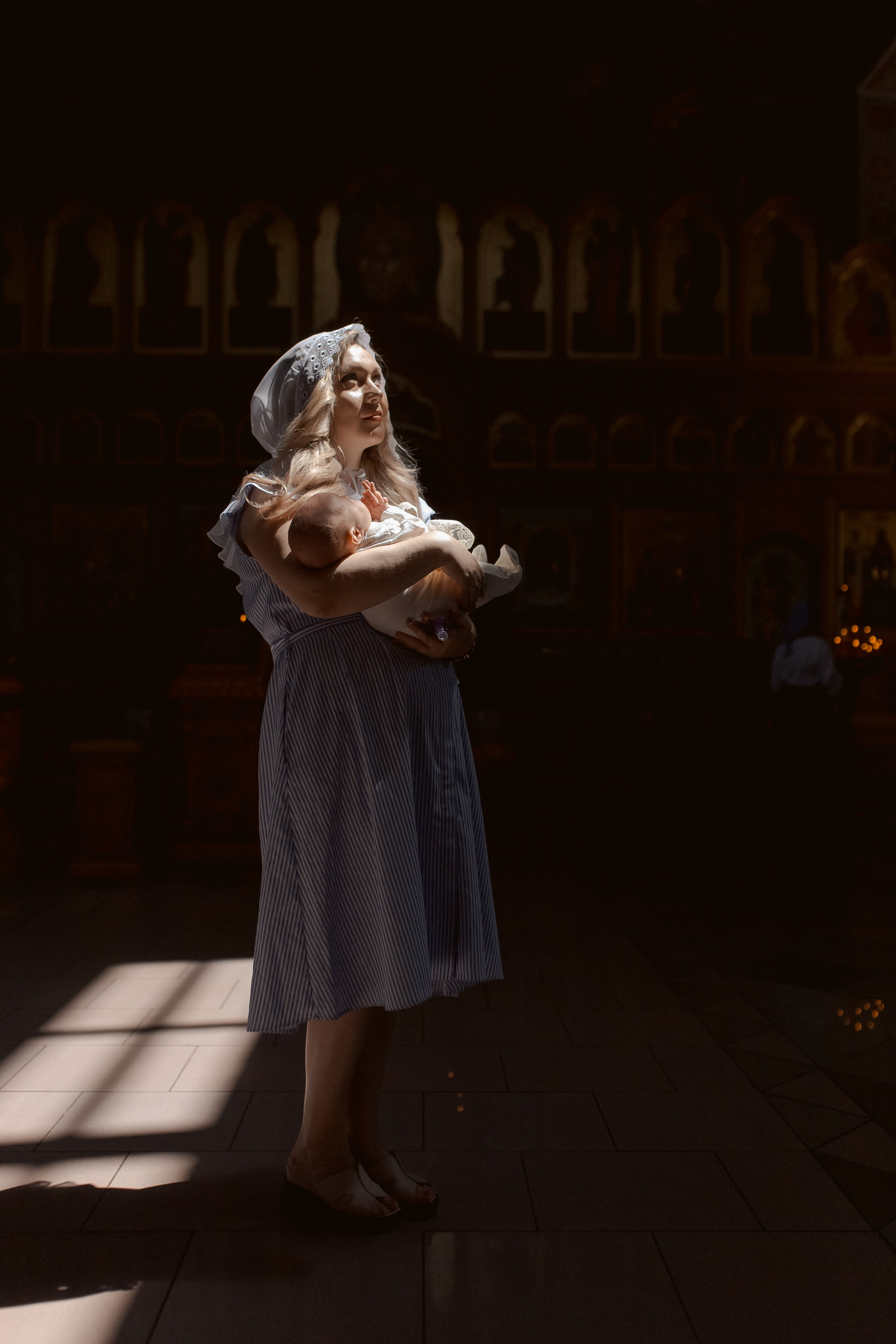 Крещение Алисы. Фотограф на Крещение и Венчание в Ташкенте