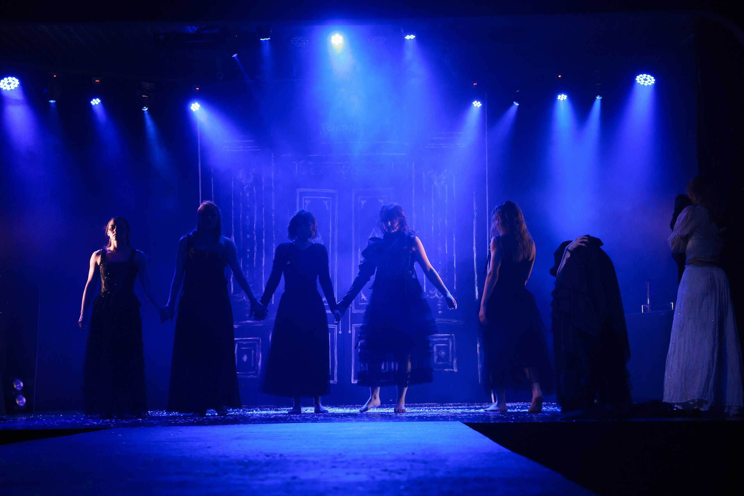 Пластический спектакль Онегин _ IVEX. Фотограф Юлия Мальцева