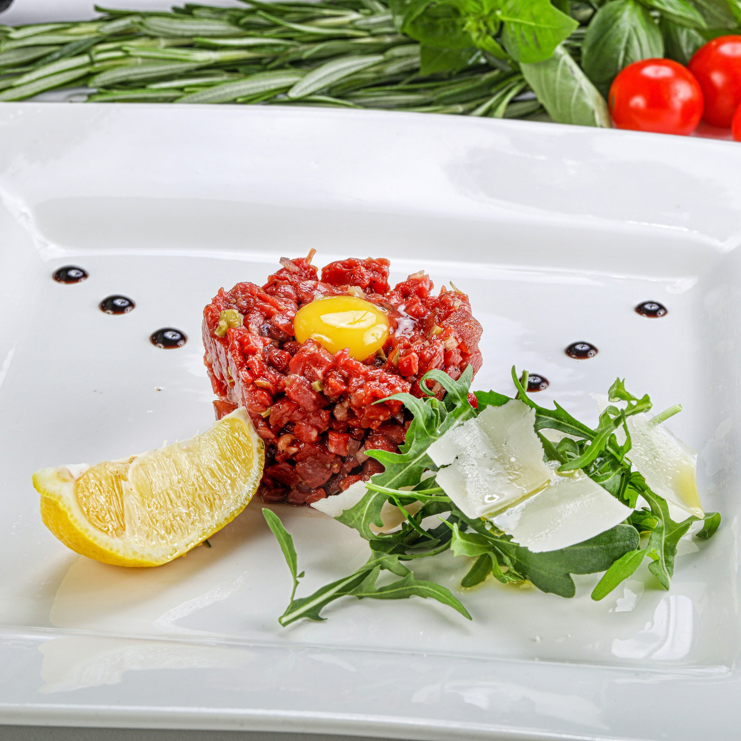 Фотосъемка блюд европейской кухни. Заказ по тел.: +7 (906) 006-90-22. Фуд-фотограф Андрей Старостин — съемка еды в Москве. 9000 руб. в час