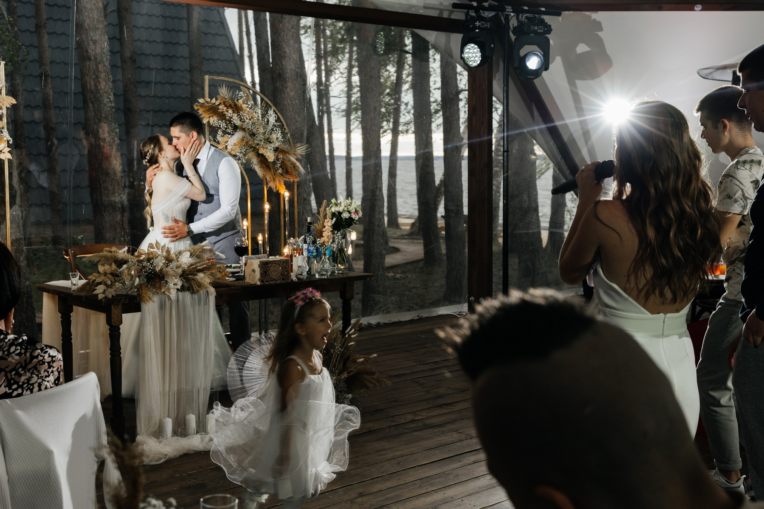 ВАДИМ И КСЕНИЯ | ГЛЭМПИНГ МОРЕ. Свадебный и семейный фотограф в Нижнем Новгороде Светлана Челомбиева