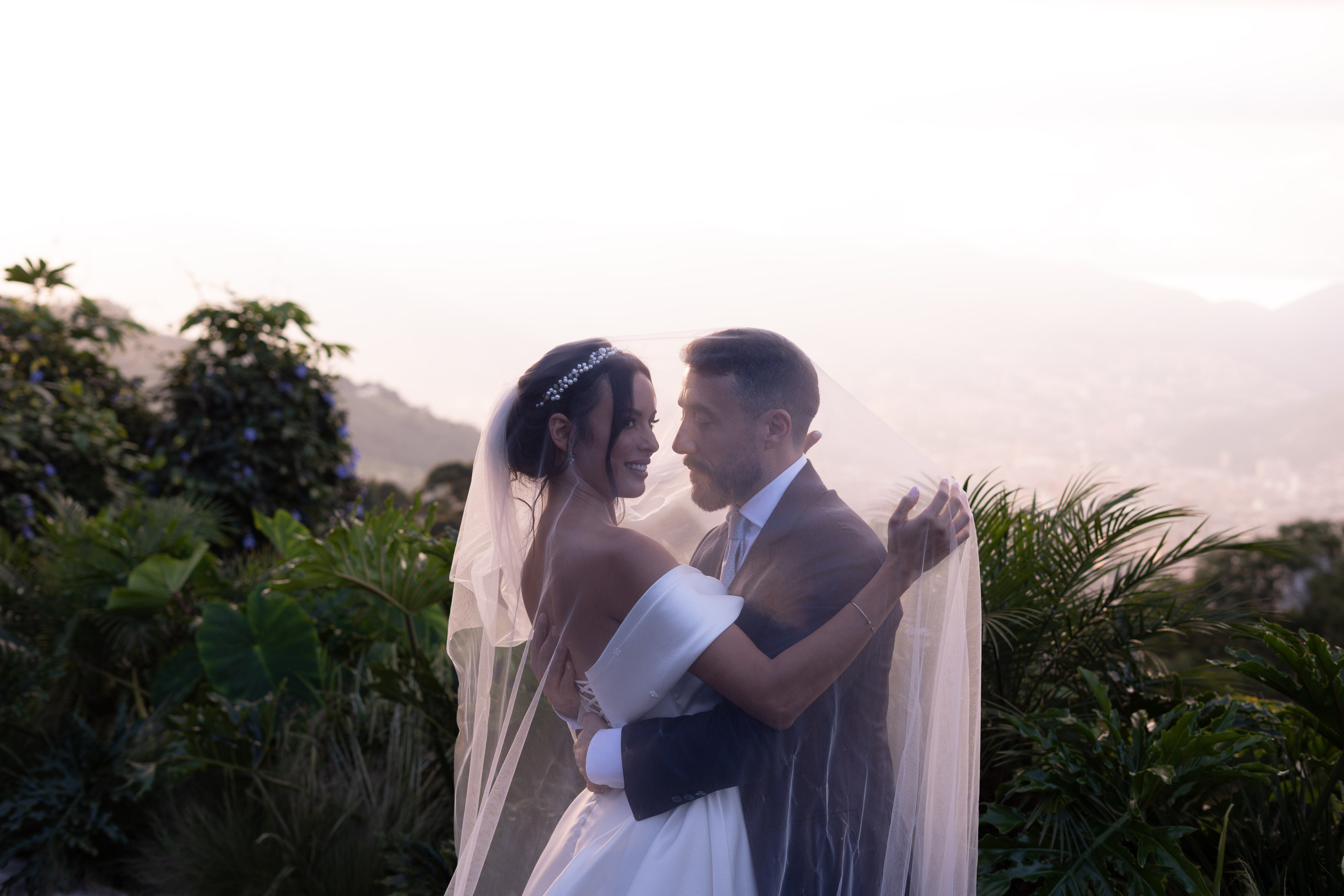 Natalia and Germano. Wedding Photographer in Barcelona and Medellin