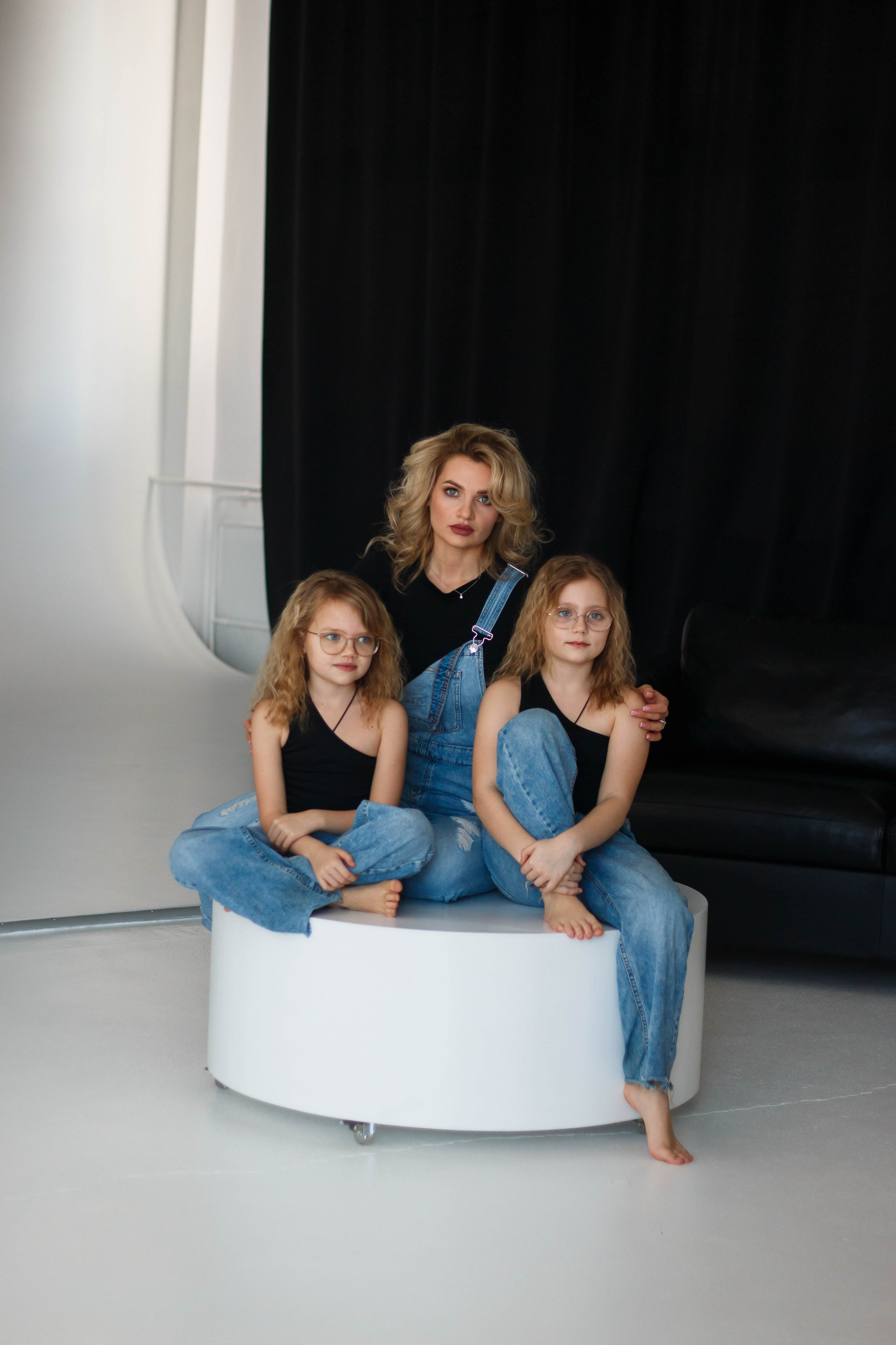 MARYNA & NIKOLETTA & ALISA. Бережно сохраняю ваши чувства и истории на своих фотографиях