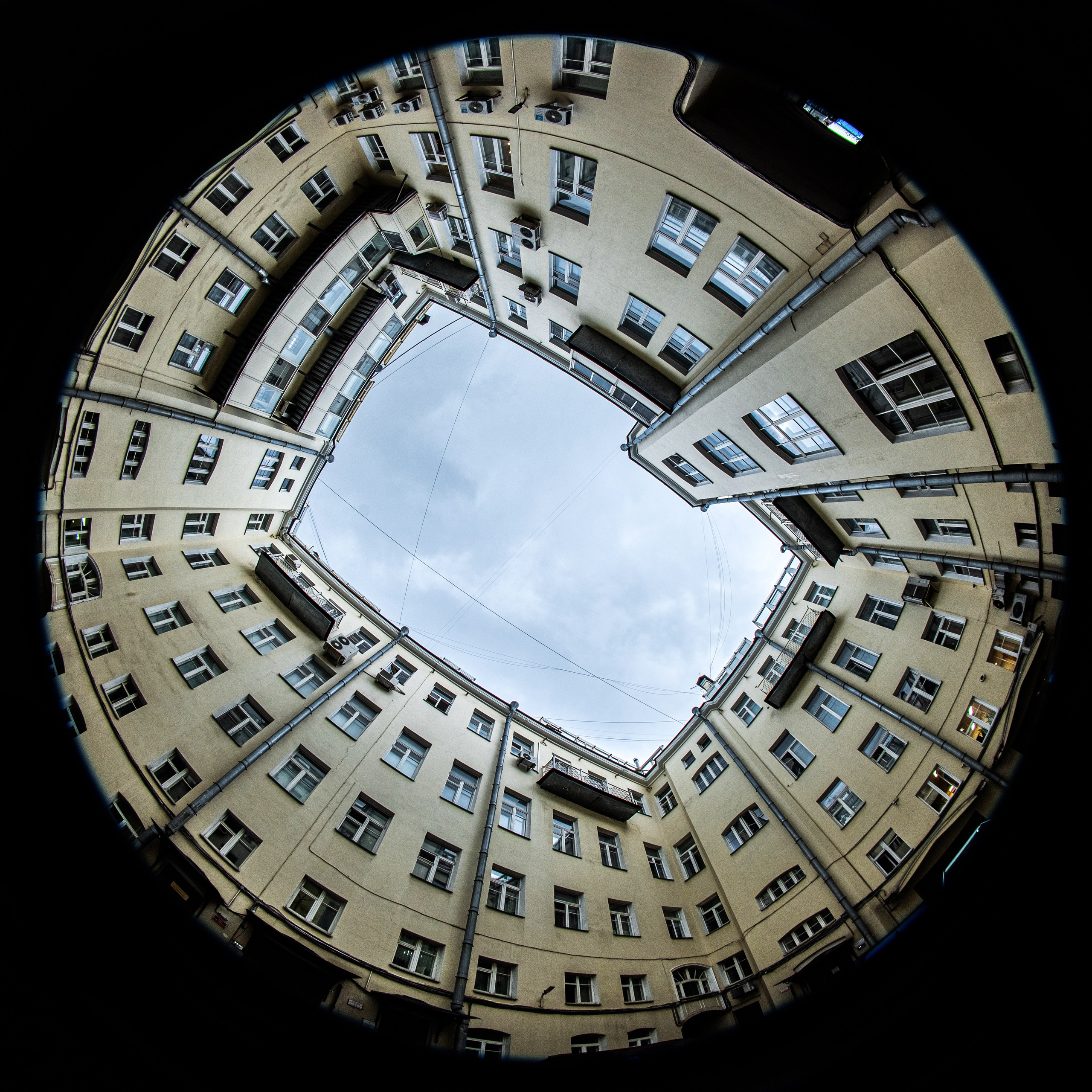 Стремянная, 16