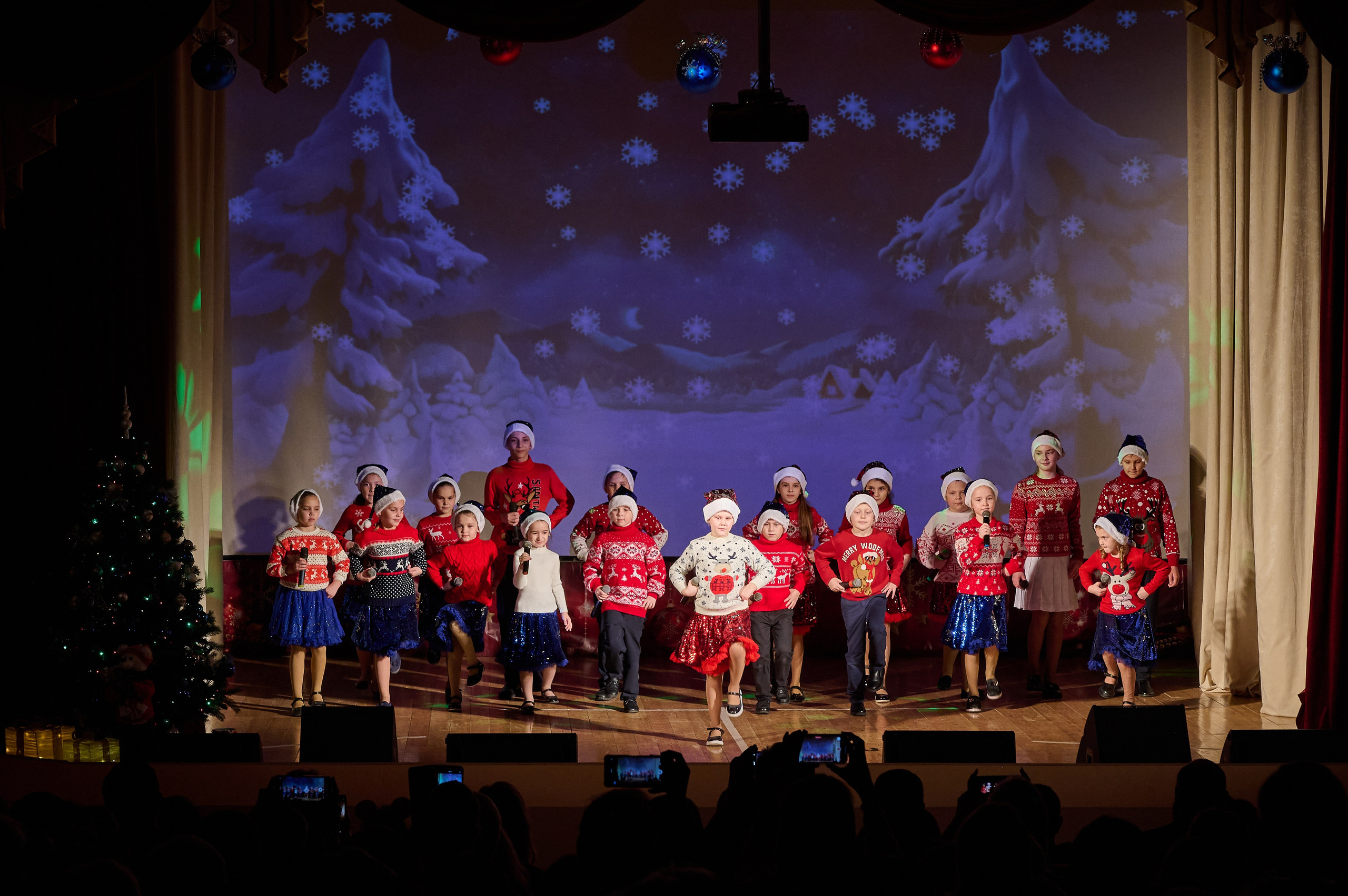 Новогодний концерт. Жизнь курорта Кабардинка в фотографиях