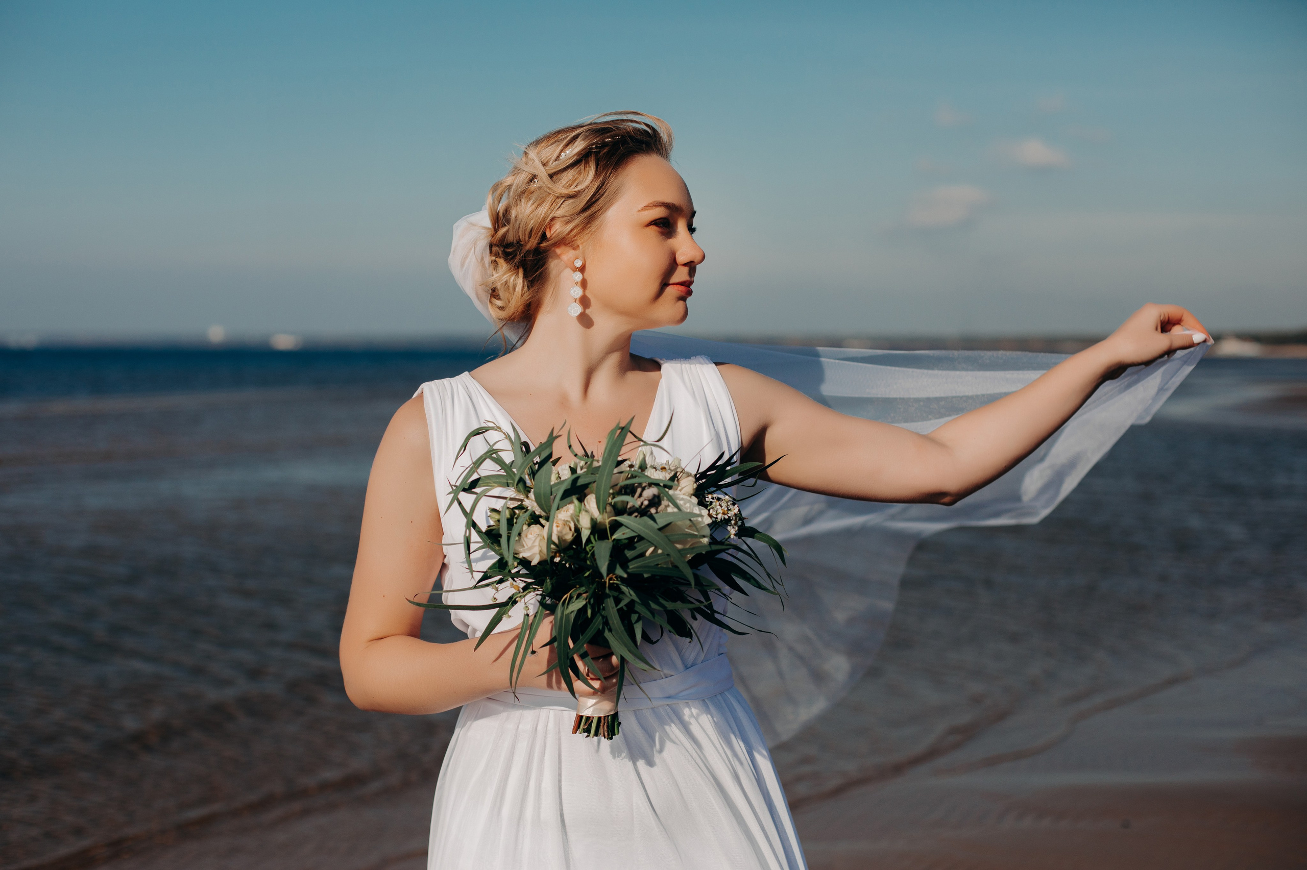 Соня и Влад. Свадьба в Сестрорецке, прогулка по Финскому заливу. Свадебный и семейный фотограф в Санкт-Петербурге и Сестрорецке