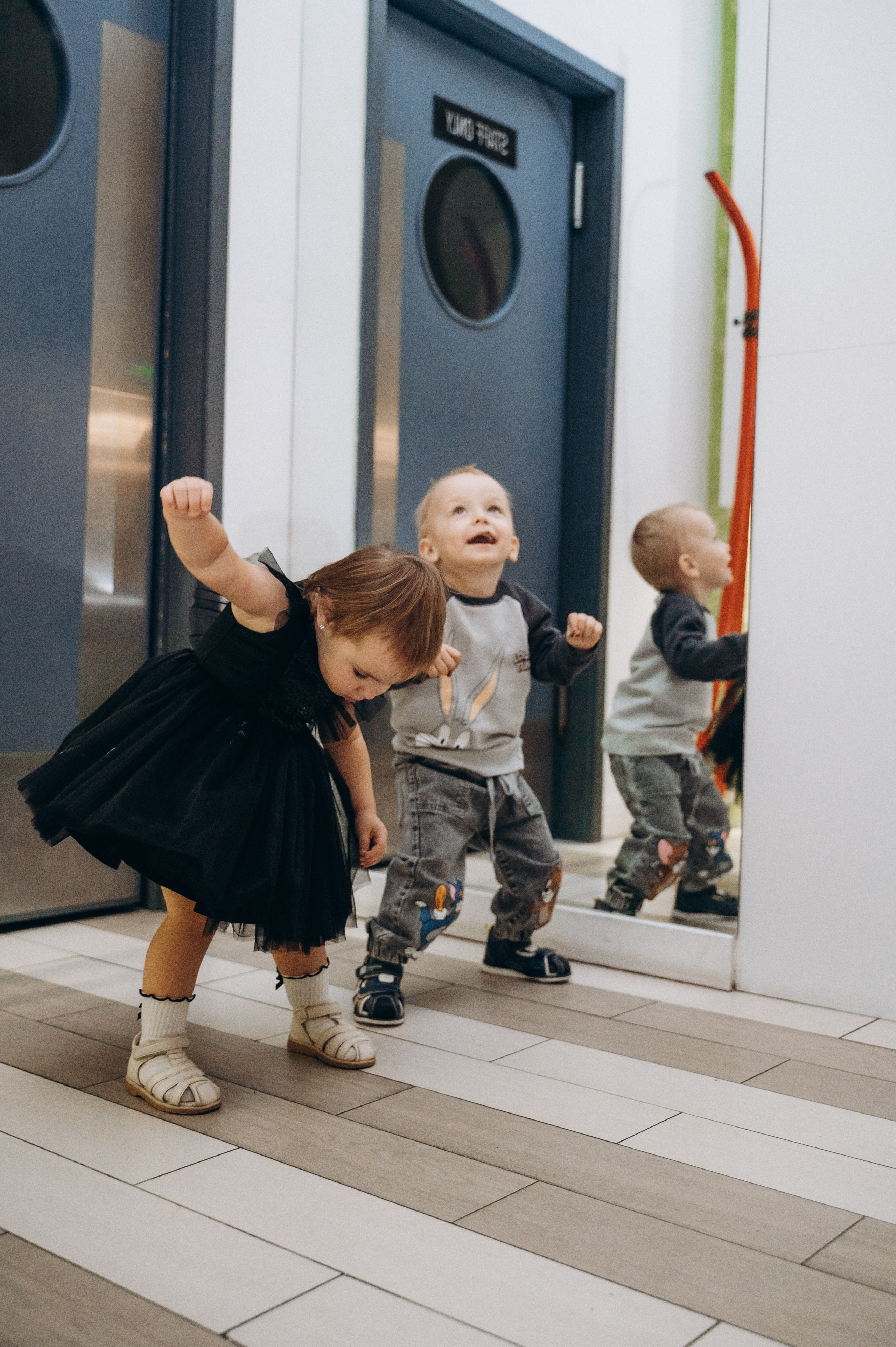 Анечке 2 года (MIA FAMILIA семейное кафе). Семейный фотограф в Минске Дарья Дреко