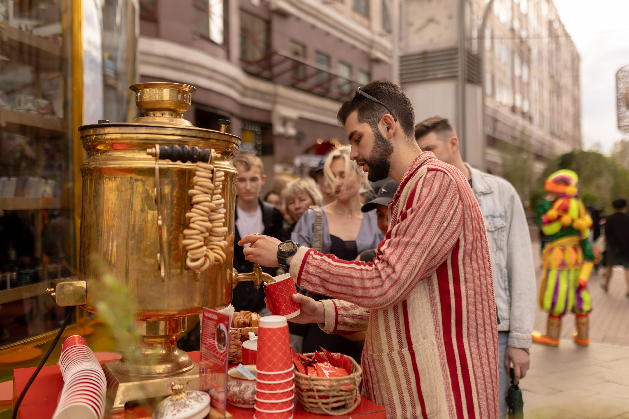 Открытие павильона Самовар. Сделано в Москве. Фотограф мероприятий, персональные съемки в Москве Владиславлева Настя