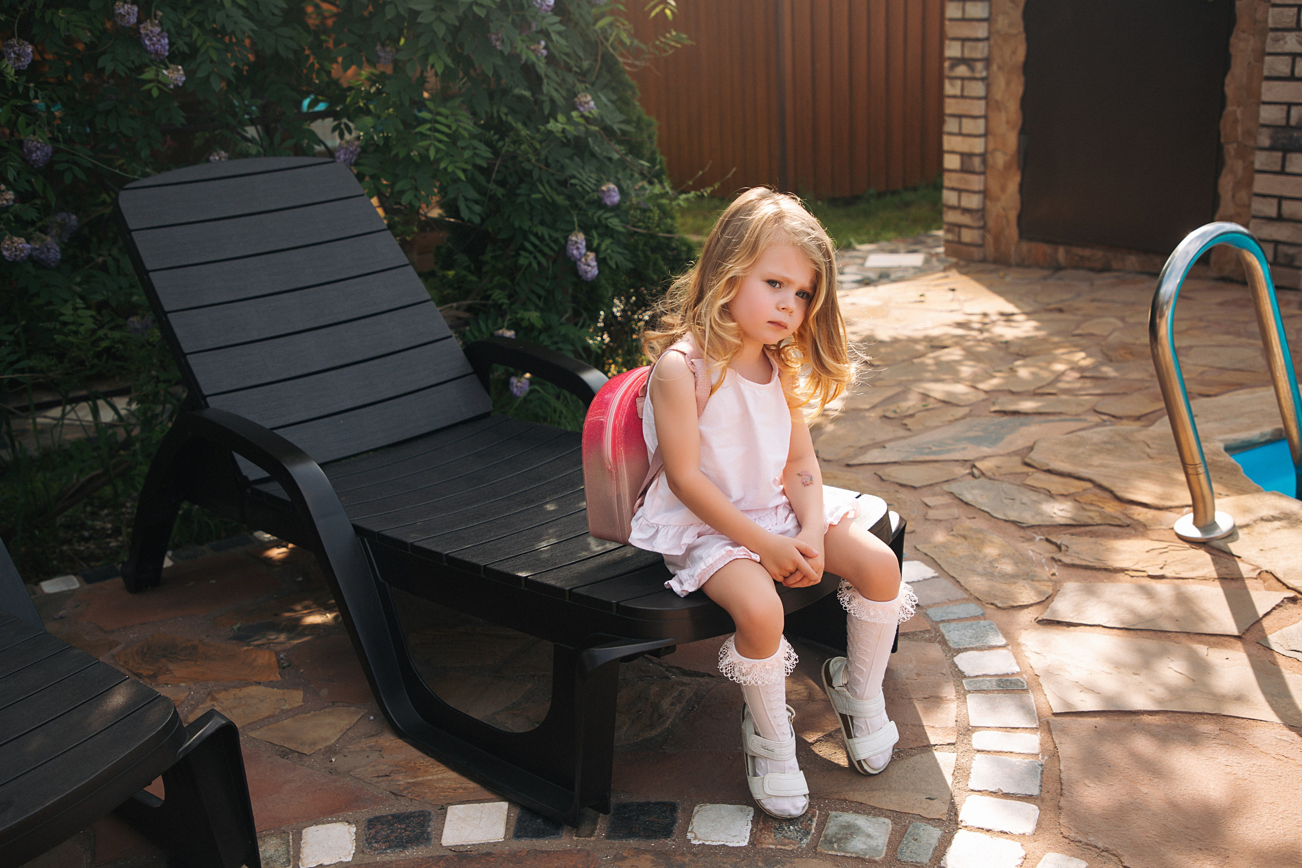 Детская фотосессия на даче. Https://malovafoto.ru