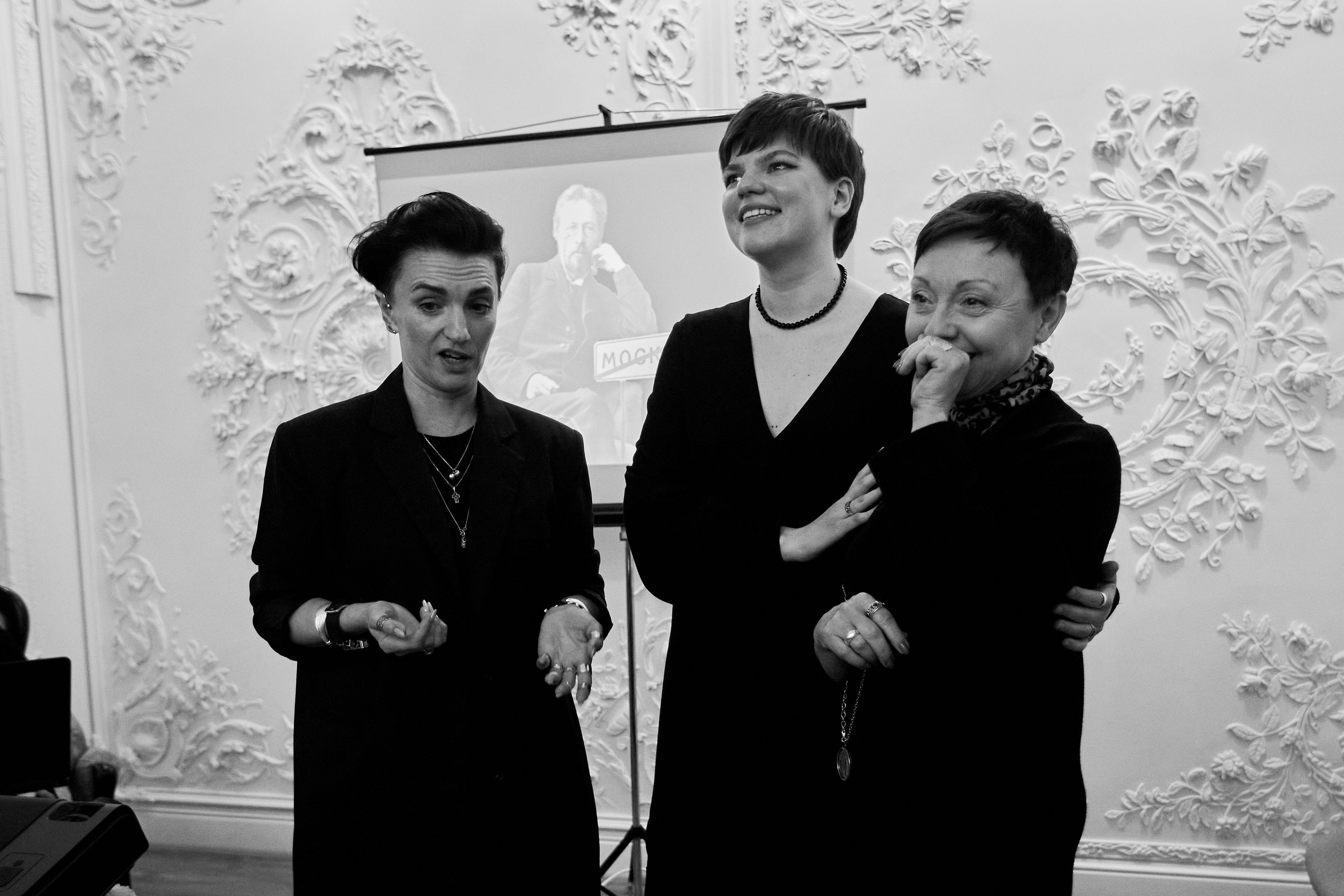 Проект «Соображаем на троих» лекция по А. Чехову в салоне «Аврора». Фотограф Юлия Маринина